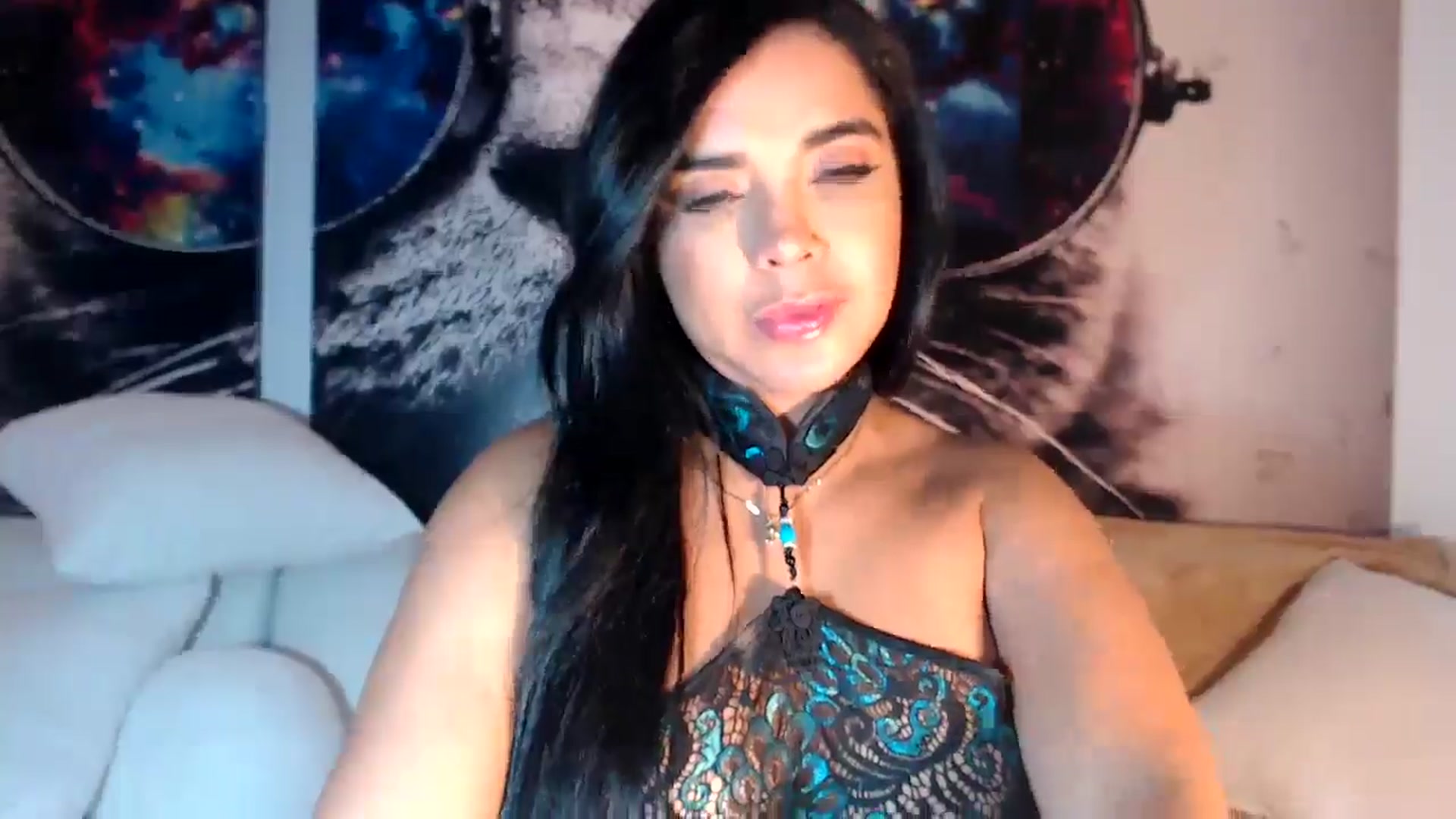 Gallery image thumbnail from SusyHernandez's myfreecams stream on, 07/04/2025, 01:49 image 16 of 20