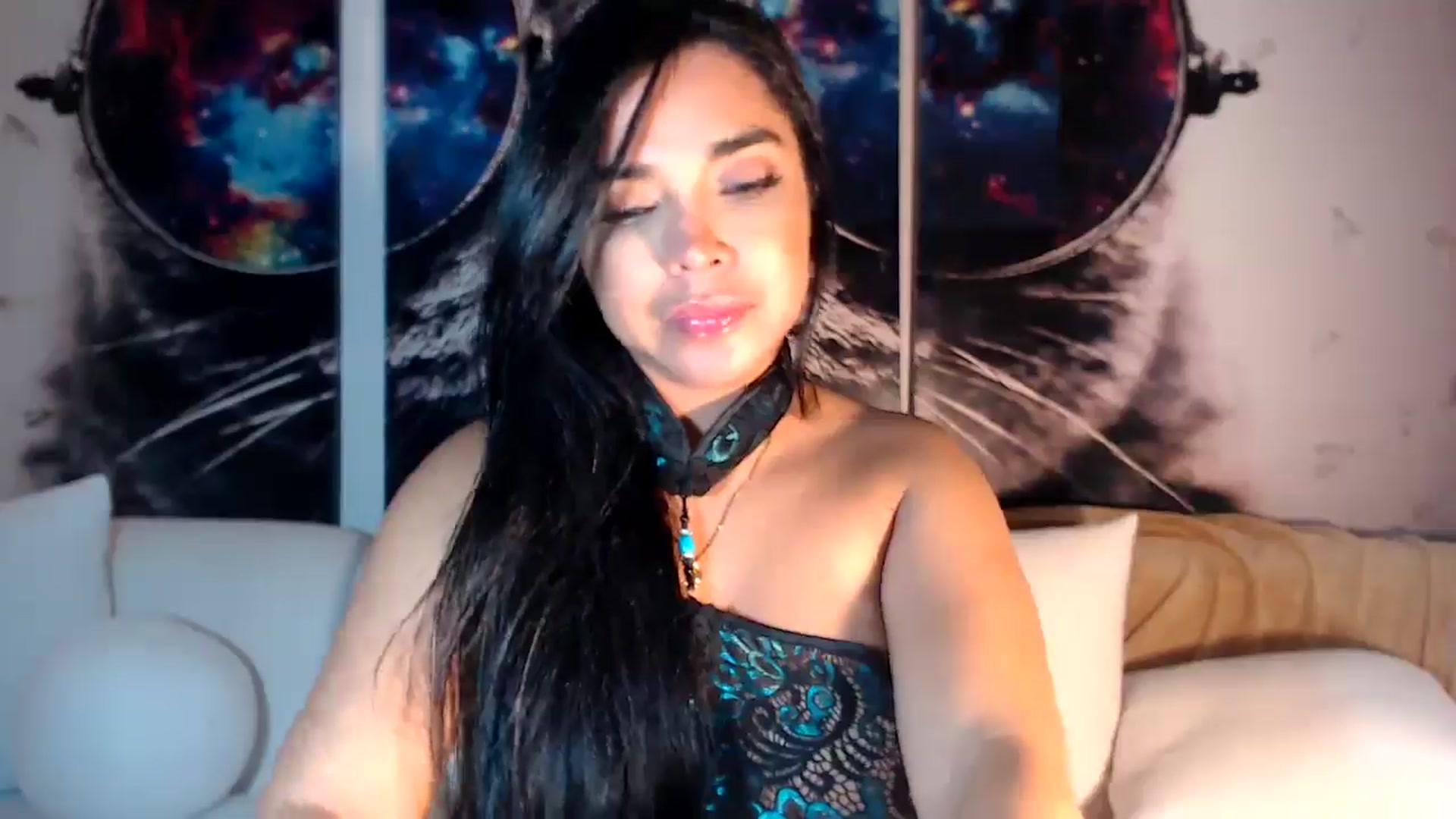 Gallery image thumbnail from SusyHernandez's myfreecams stream on, 07/04/2025, 03:44 image 12 of 20