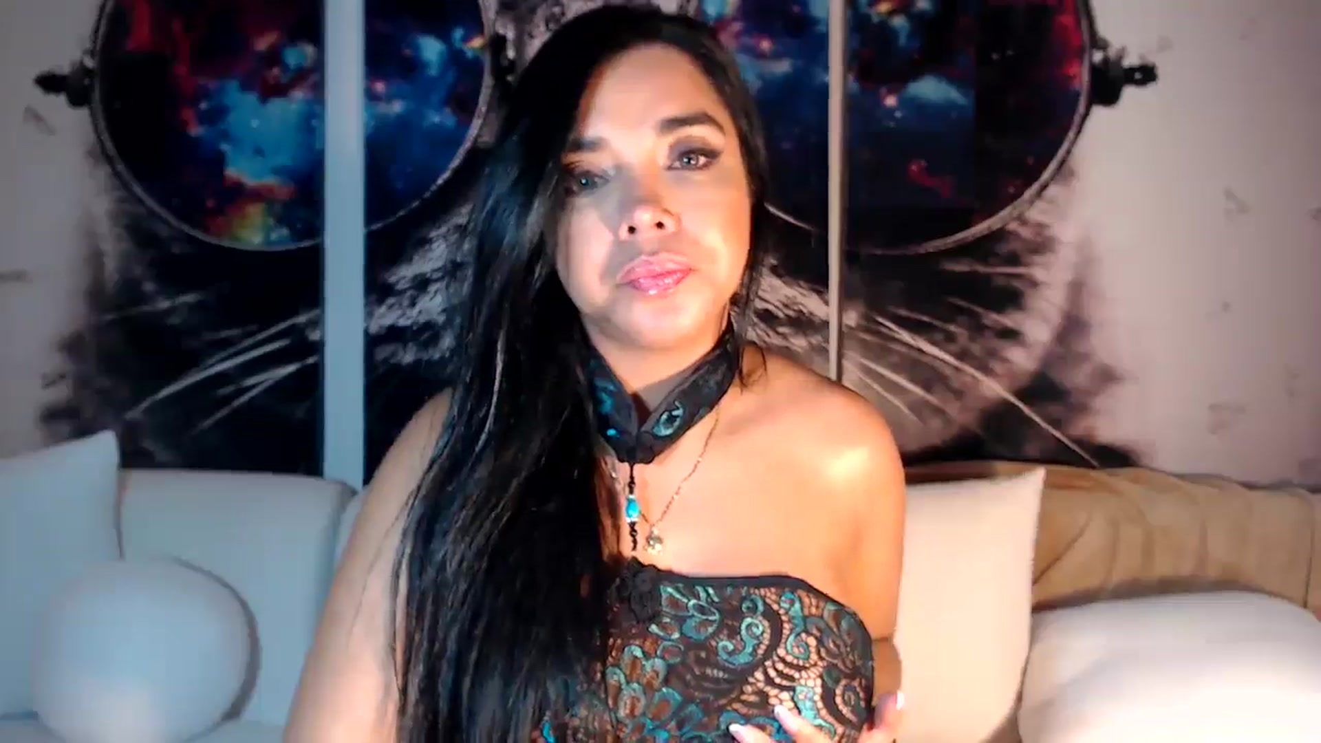 Gallery image thumbnail from SusyHernandez's myfreecams stream on, 07/04/2025, 03:44 image 13 of 20