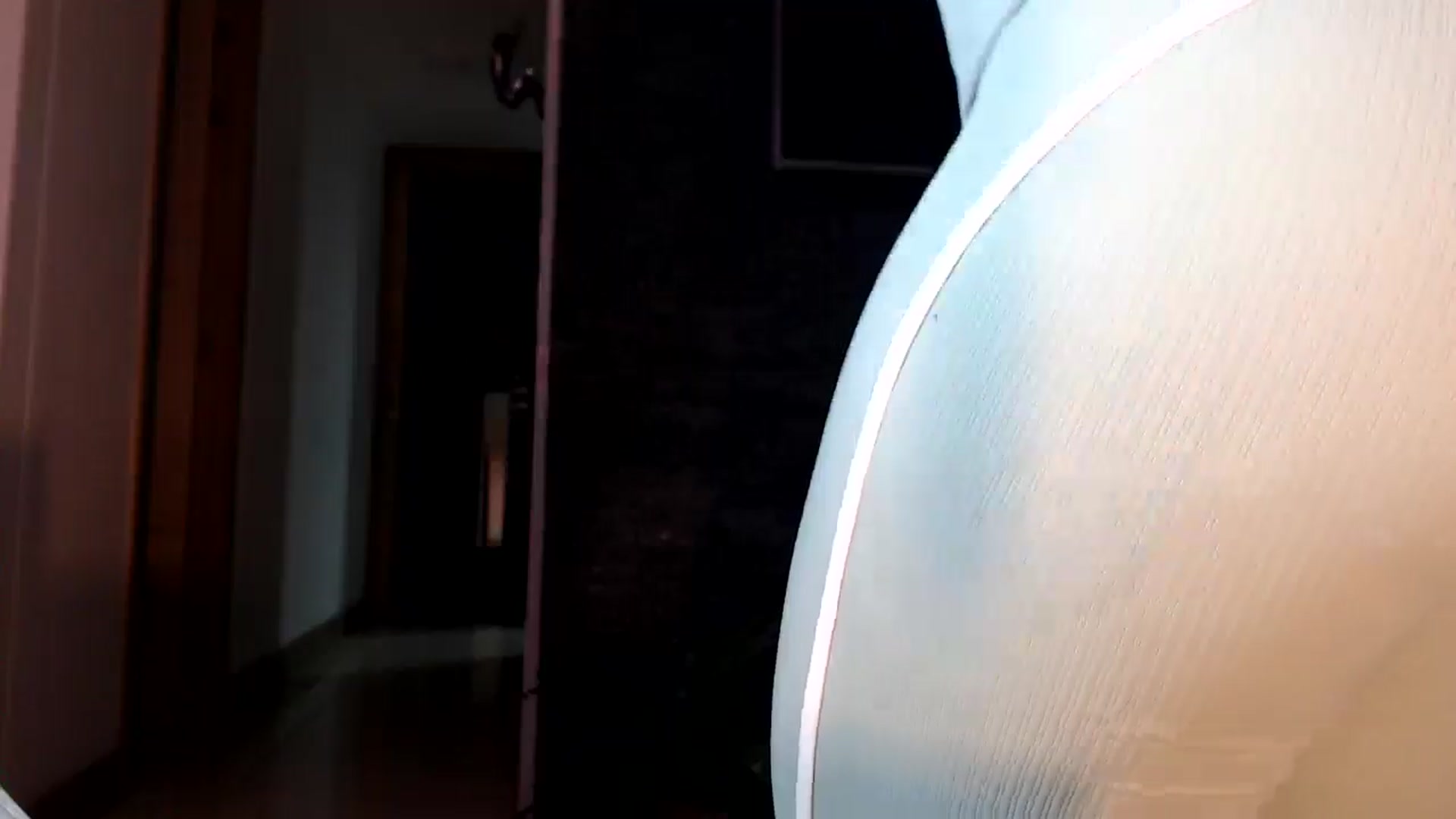 Gallery image thumbnail from SusyHernandez's myfreecams stream on, 12/27/2025, 01:53 image 18 of 20