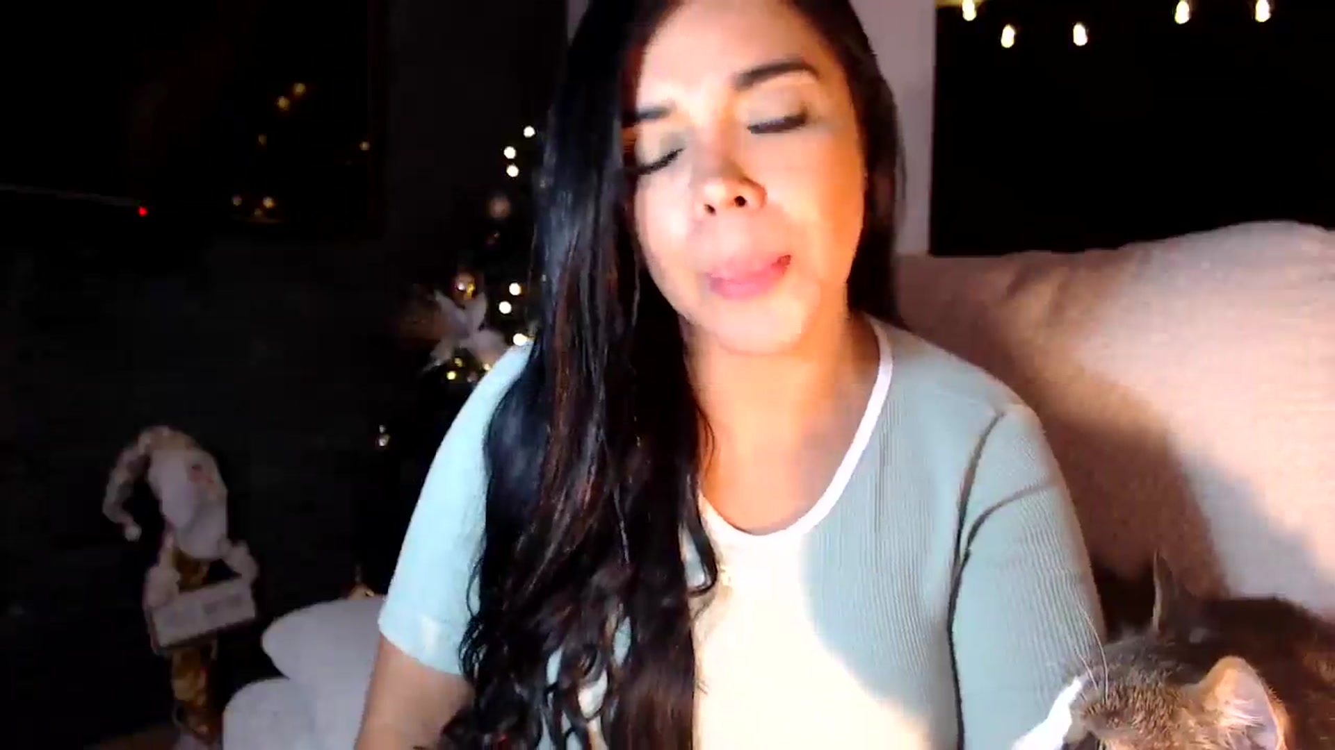 Gallery image thumbnail from SusyHernandez's myfreecams stream on, 12/27/2025, 01:53 image 9 of 20