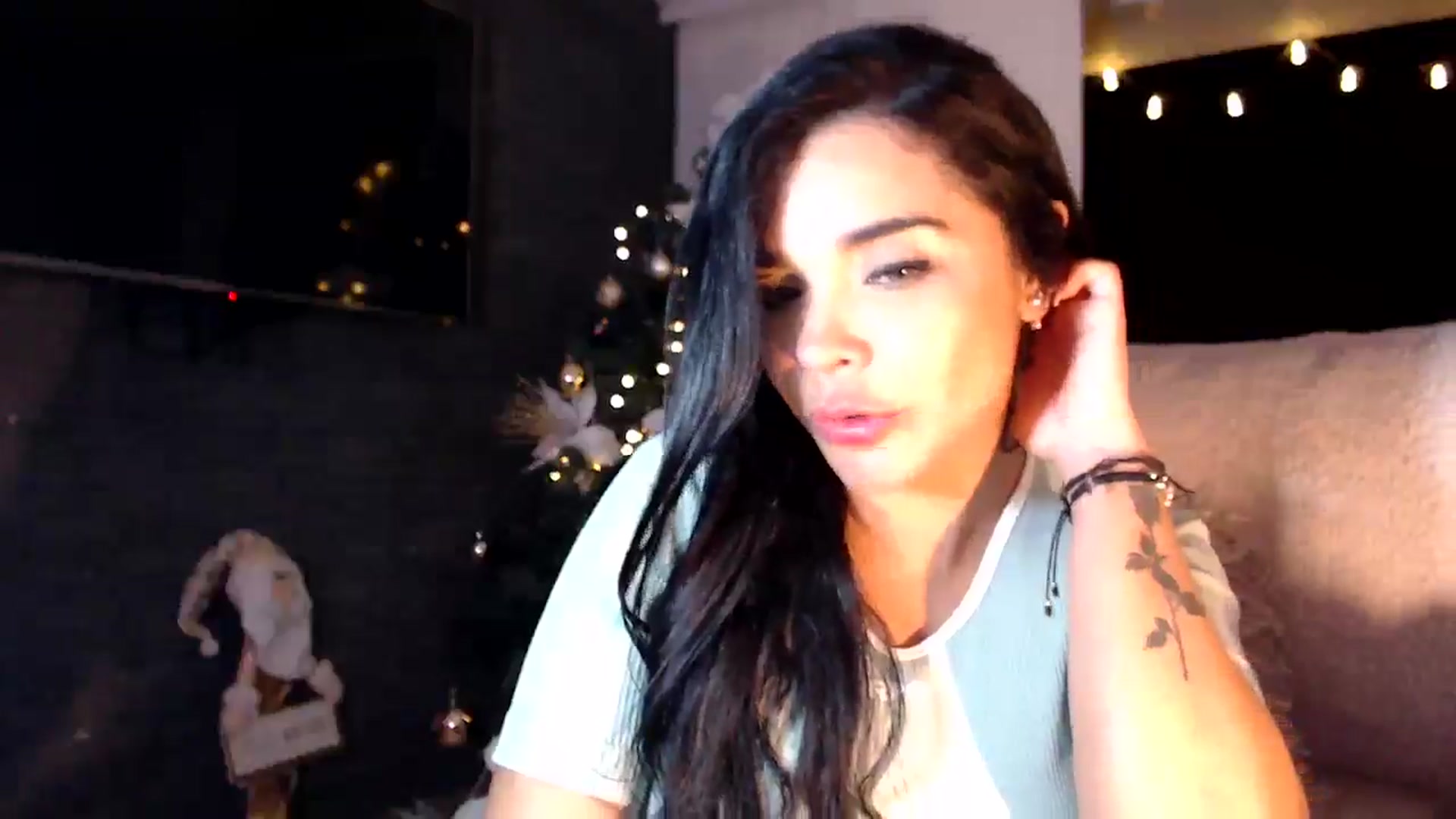 Gallery image thumbnail from SusyHernandez's myfreecams stream on, 12/27/2025, 01:53 image 20 of 20