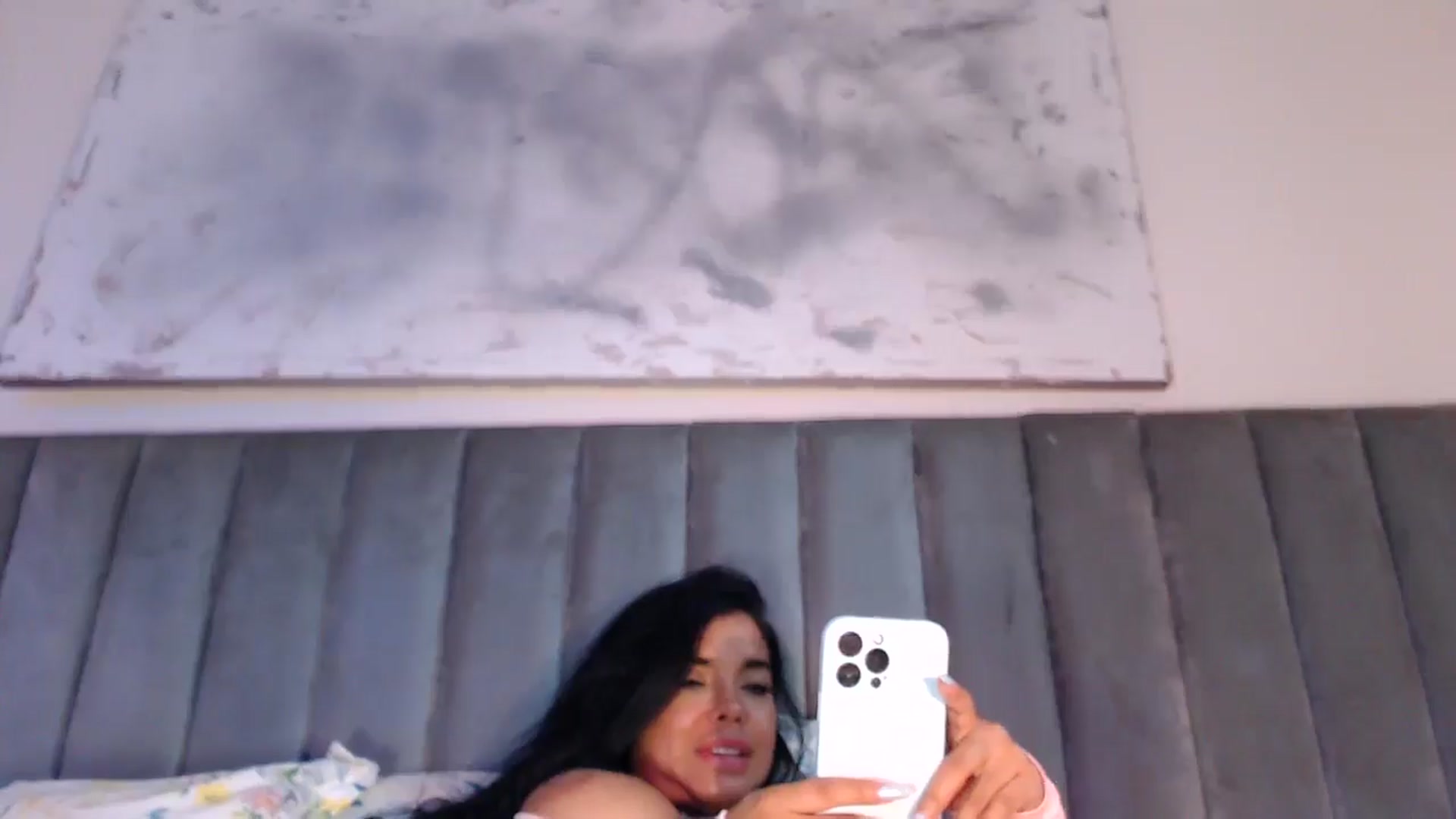 Gallery image thumbnail from SusyHernandez's myfreecams stream on, 02/13/2026, 02:58 image 9 of 20