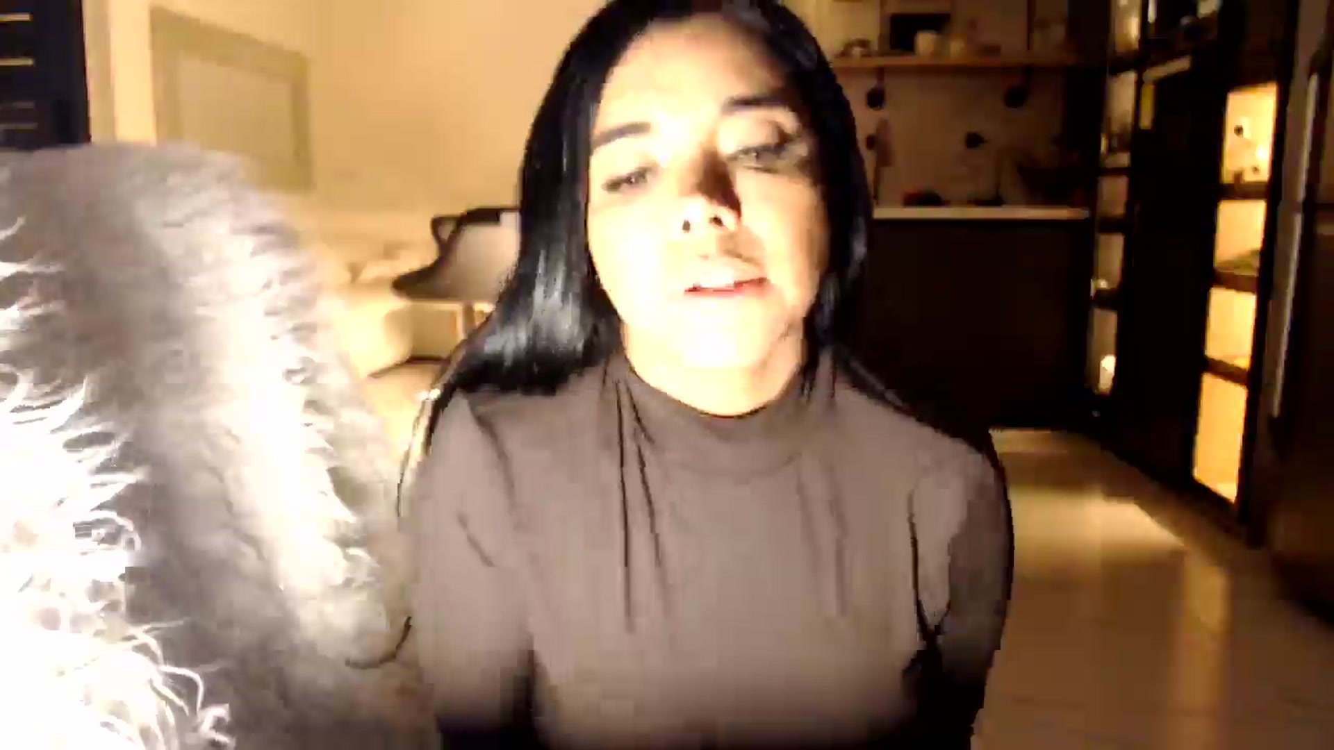 Gallery image thumbnail from SusyHernandez's myfreecams stream on, 03/28/2026, 24:30 image 3 of 20