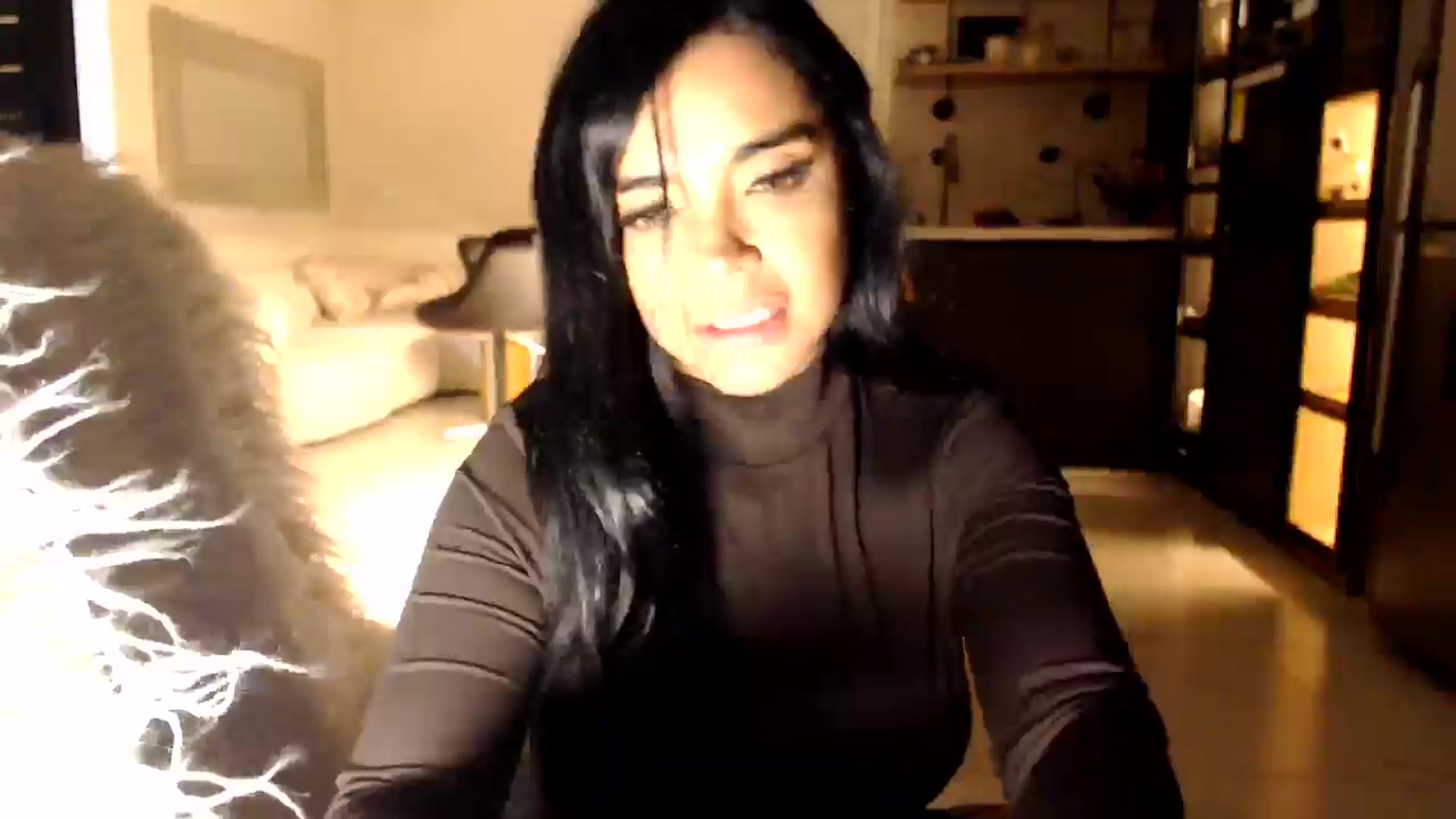 Gallery image thumbnail from SusyHernandez's myfreecams stream on, 03/28/2026, 24:30 image 13 of 20
