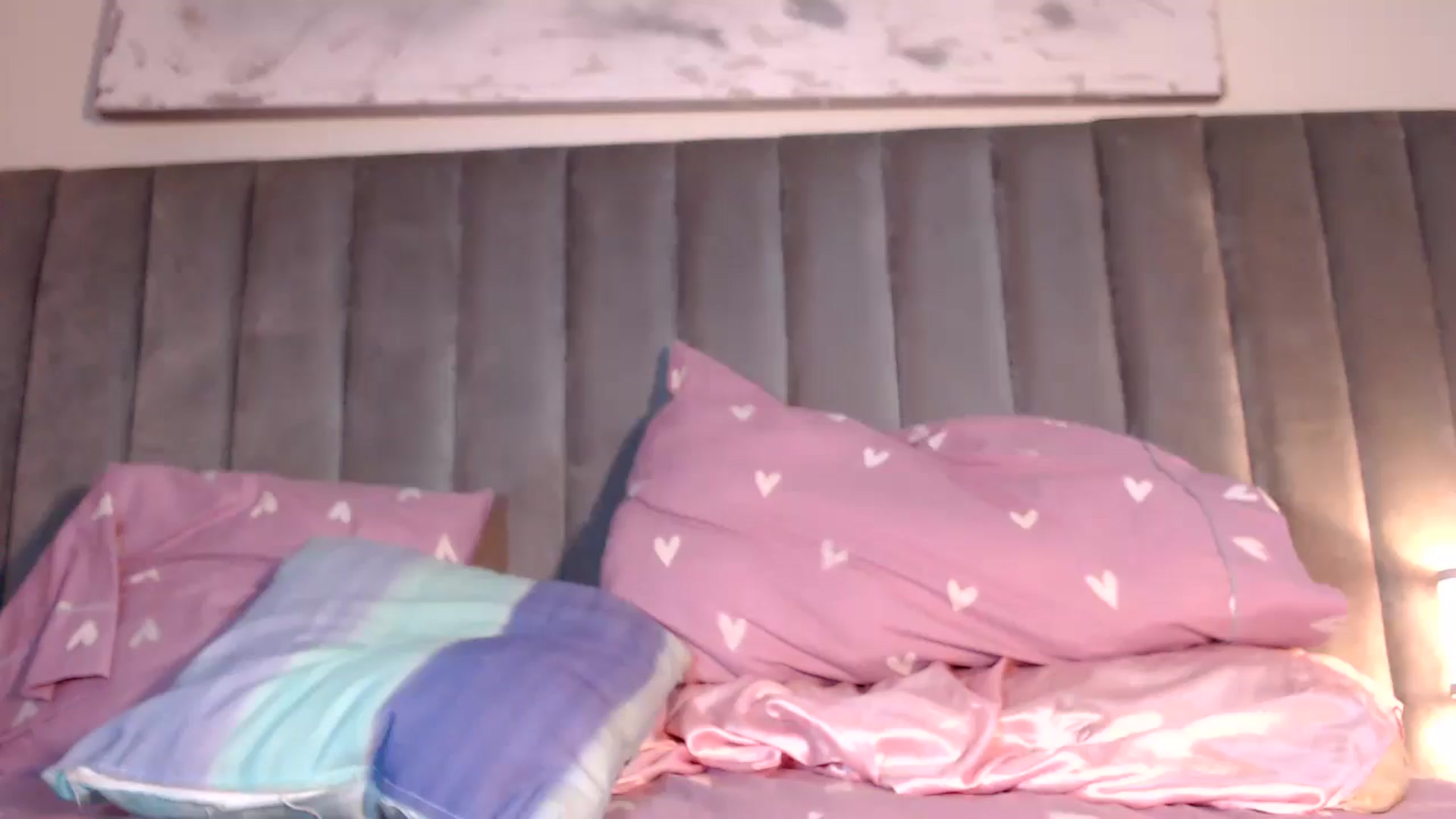 Gallery image thumbnail from SusyHernandez's myfreecams stream on, 04/06/2026, 04:07 image 1 of 20