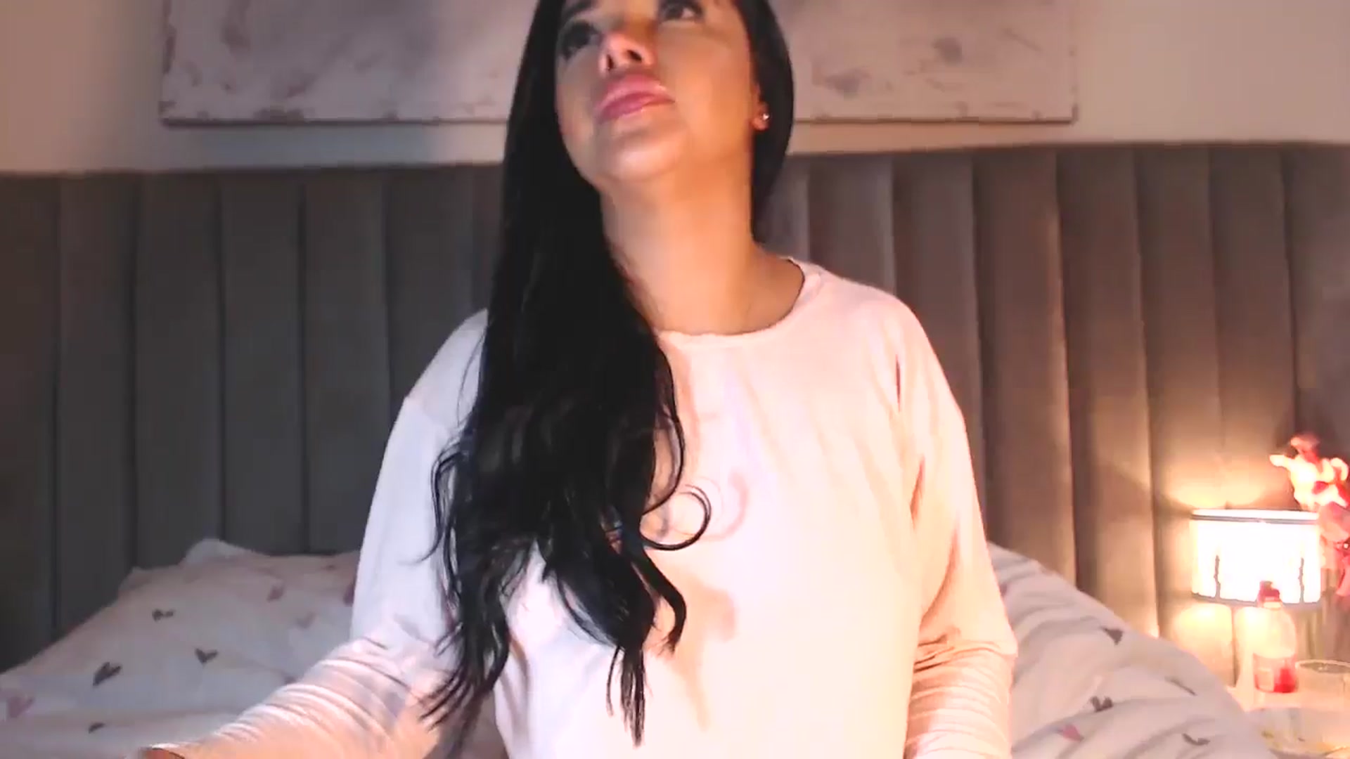 Gallery image thumbnail from SusyHernandez's myfreecams stream on, 04/10/2026, 02:19 image 13 of 20