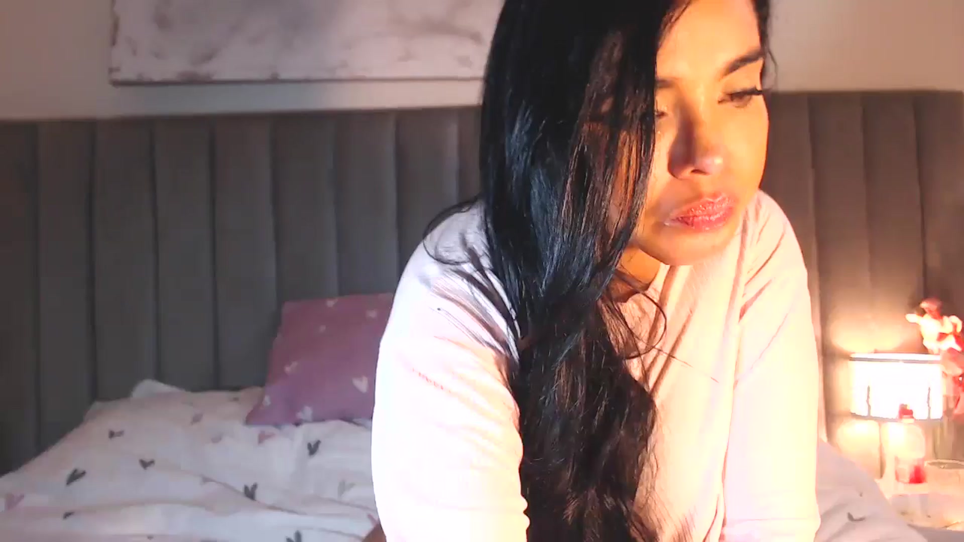 Gallery image thumbnail from SusyHernandez's myfreecams stream on, 04/10/2026, 02:19 image 18 of 20