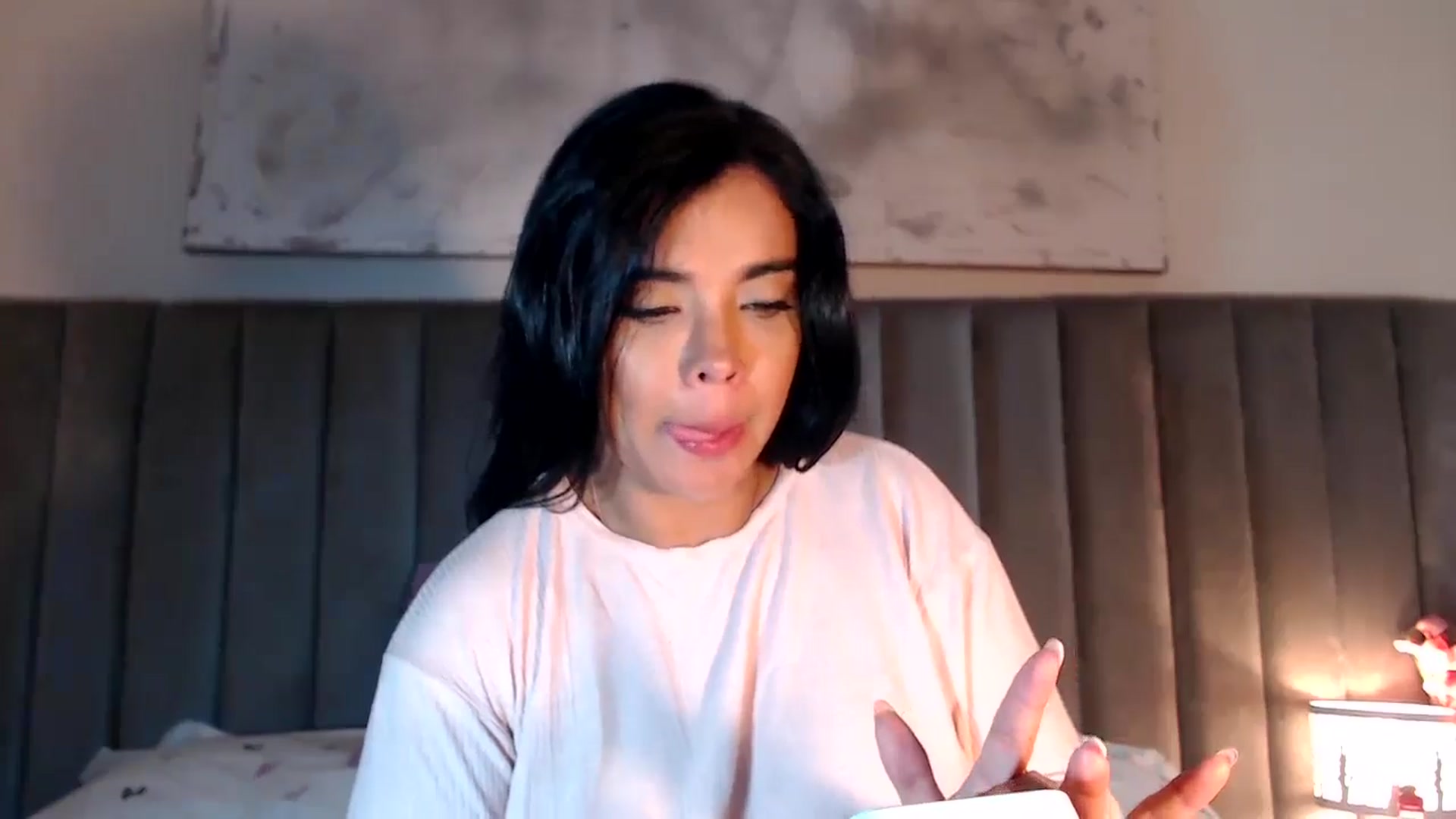 Gallery image thumbnail from SusyHernandez's myfreecams stream on, 04/10/2026, 02:19 image 4 of 20