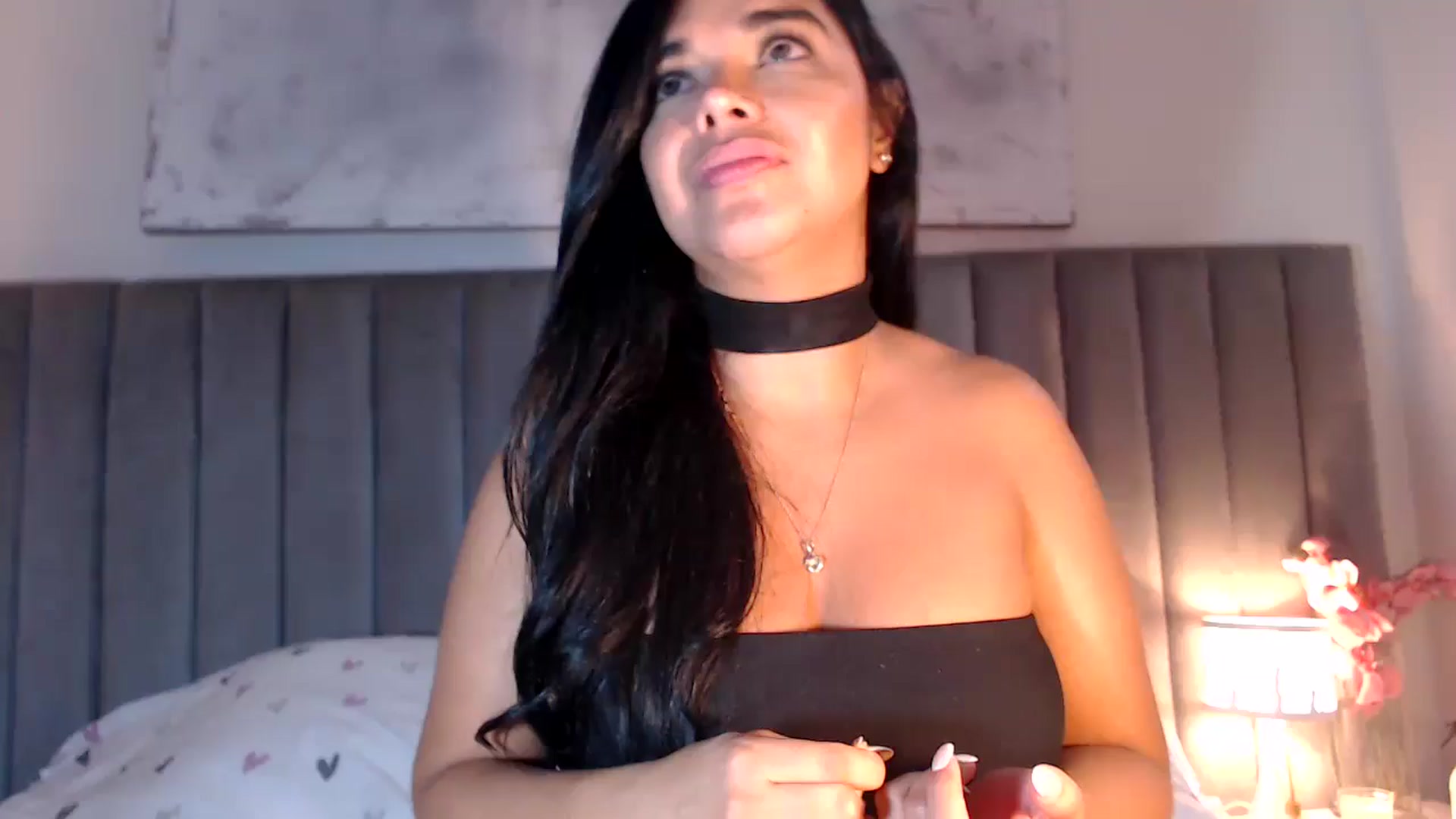 Gallery image thumbnail from SusyHernandez's myfreecams stream on, 04/13/2026, 03:21 image 4 of 20