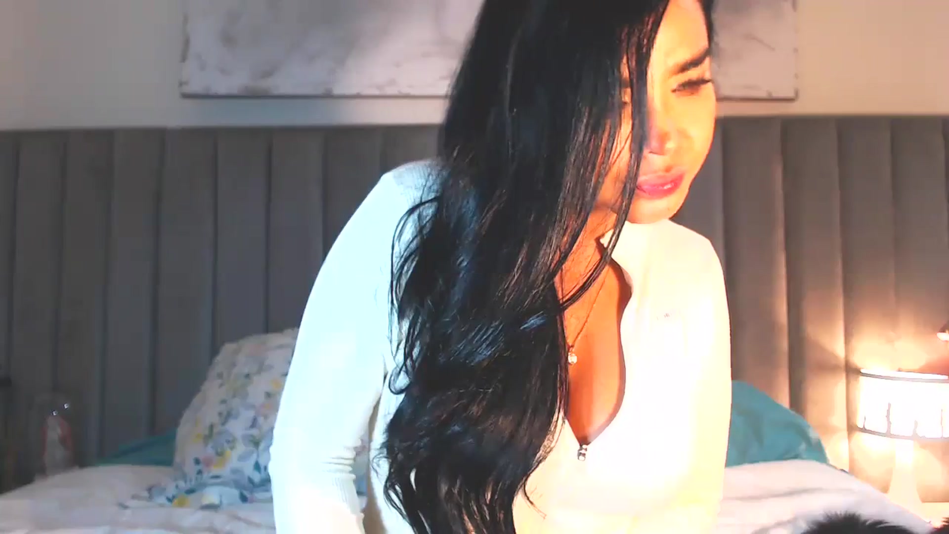 Gallery image thumbnail from SusyHernandez's myfreecams stream on, 04/19/2026, 01:54 image 19 of 20