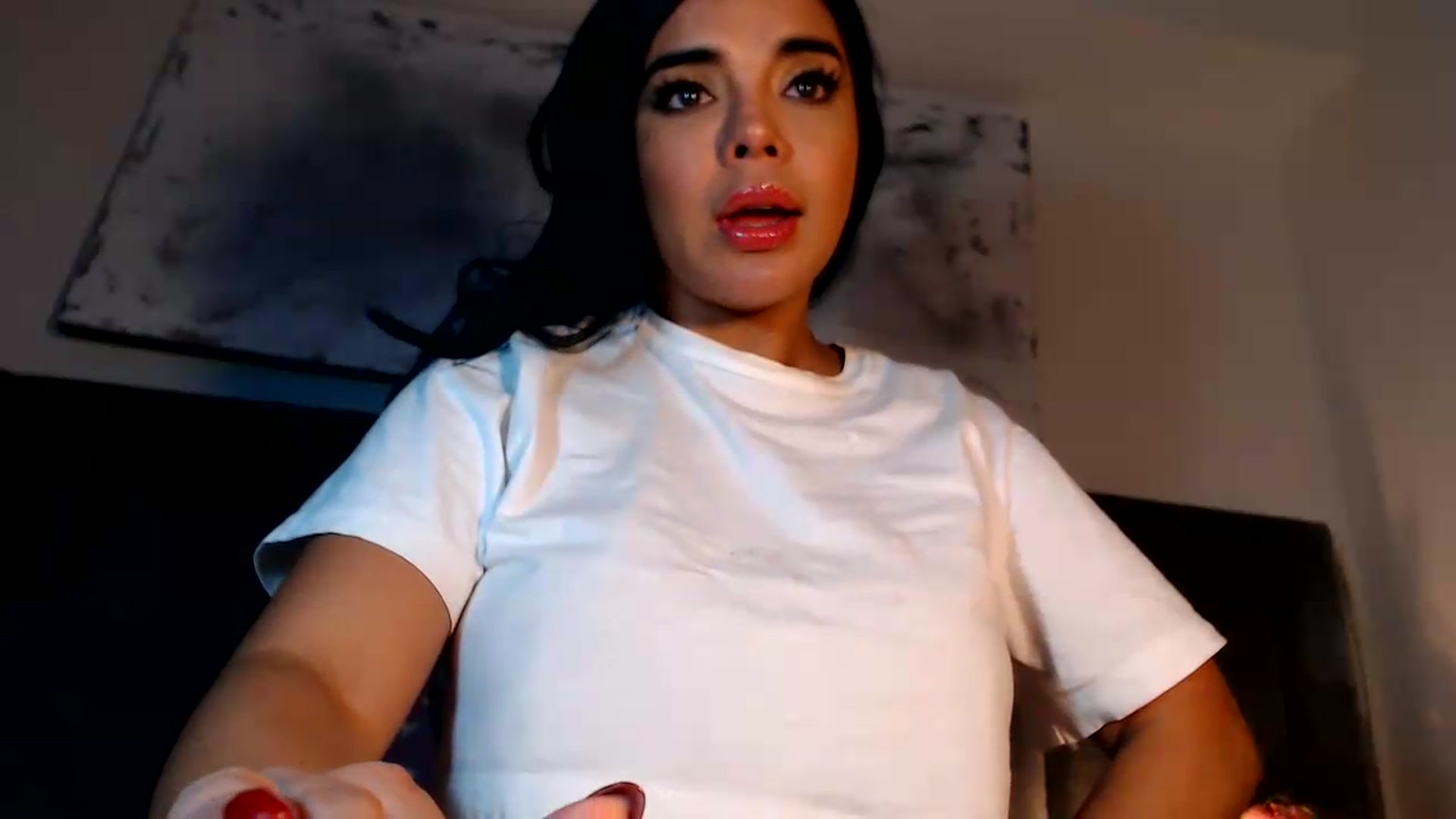 Gallery image thumbnail from SusyHernandez's myfreecams stream on, 07/17/2026, 02:43 image 4 of 20