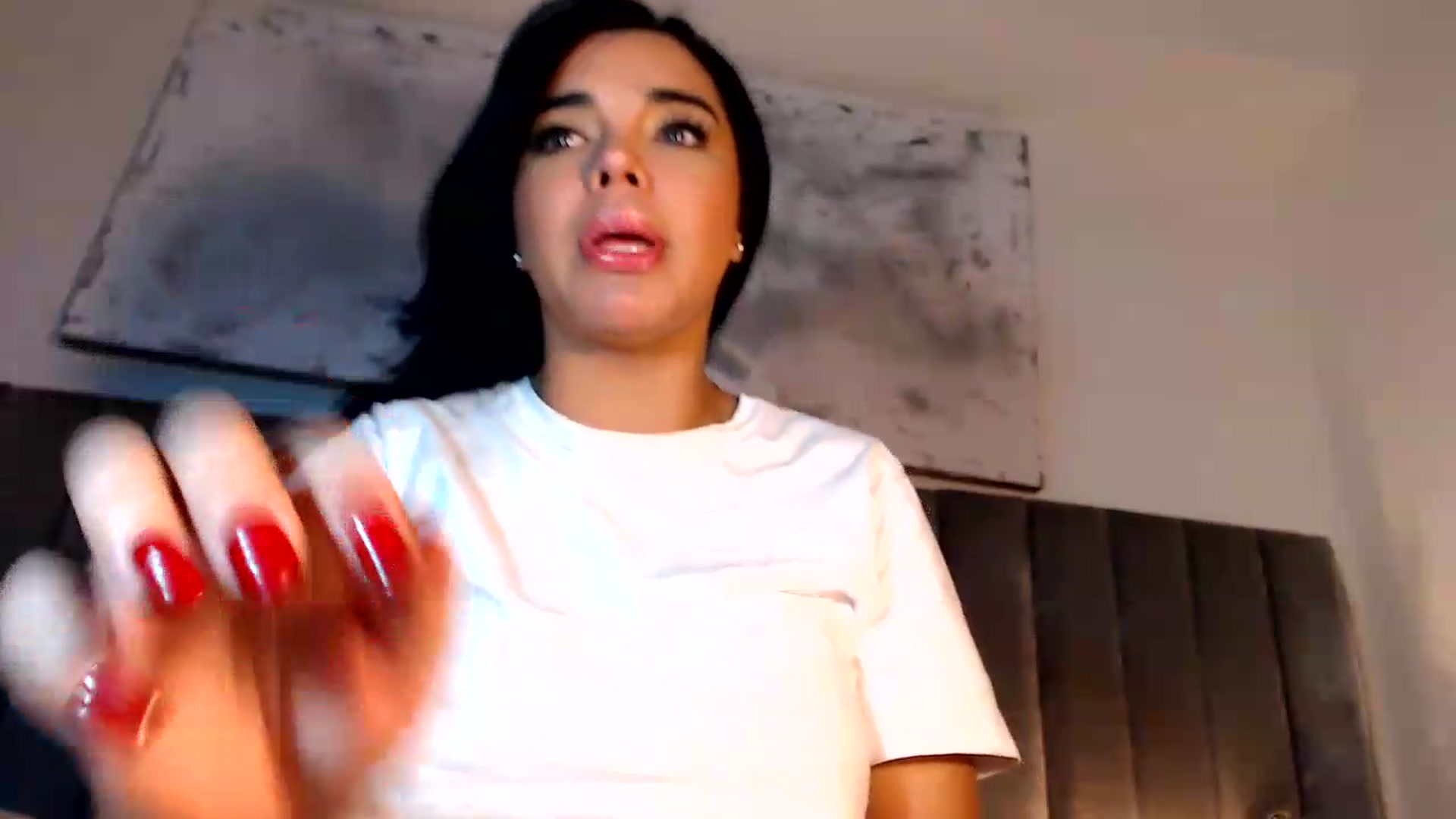 Gallery image thumbnail from SusyHernandez's myfreecams stream on, 07/17/2026, 02:43 image 19 of 20