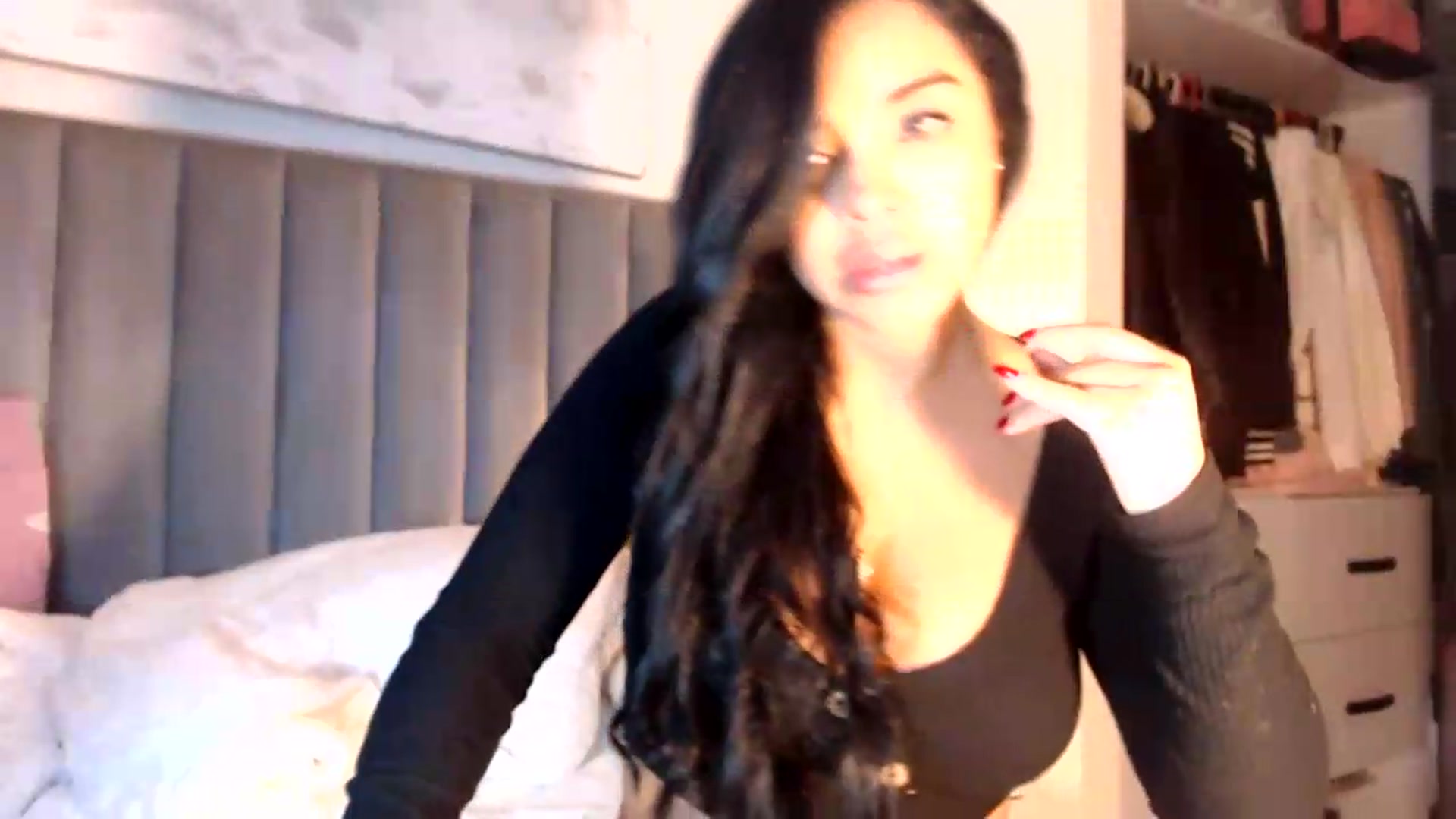 Gallery image thumbnail from SusyHernandez's myfreecams stream on, 07/31/2026, 04:43 image 3 of 20