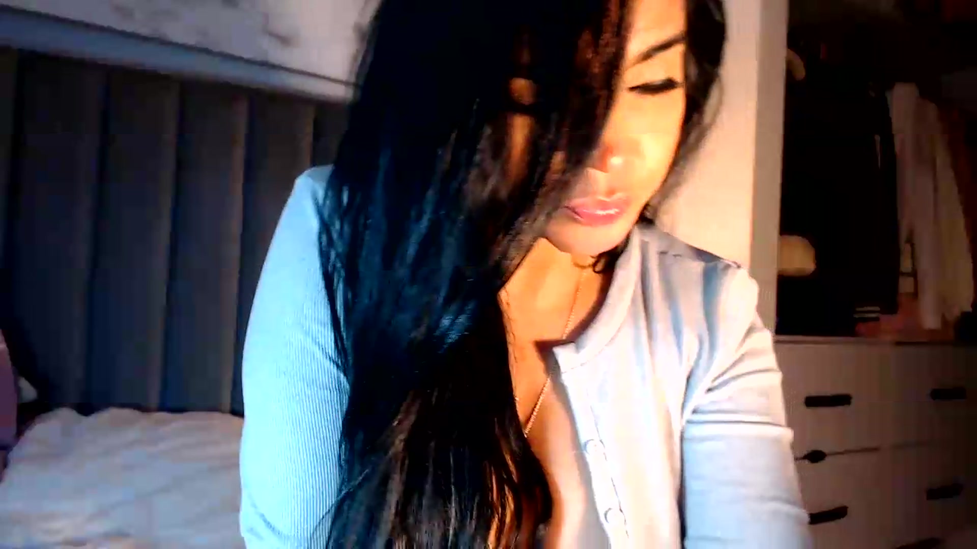 Gallery image thumbnail from SusyHernandez's myfreecams stream on, 08/02/2026, 02:47 image 17 of 20