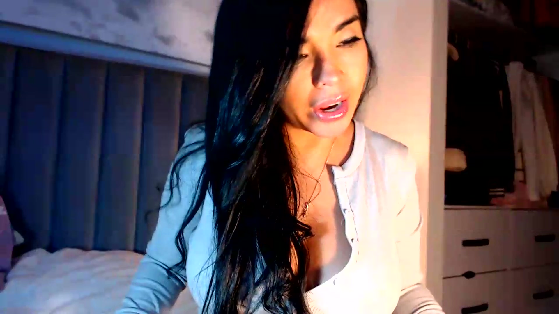 Gallery image thumbnail from SusyHernandez's myfreecams stream on, 08/02/2026, 02:47 image 8 of 20