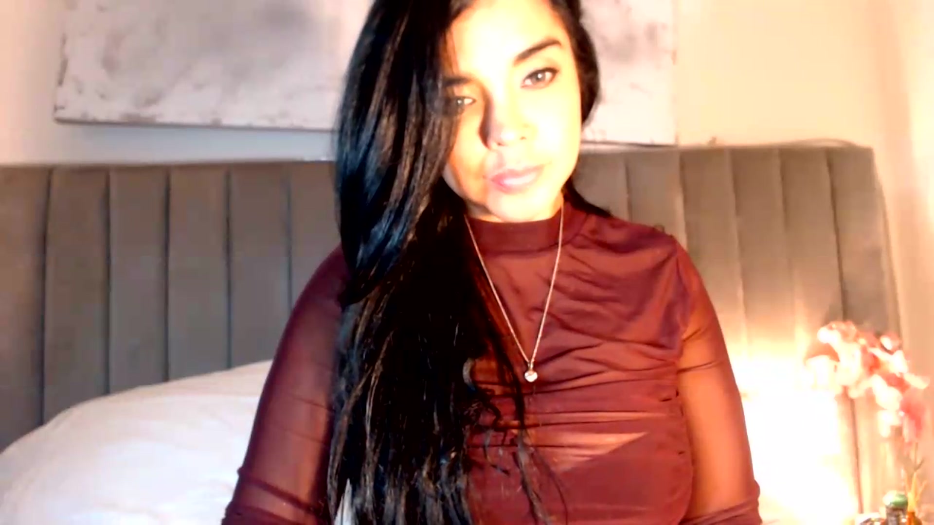 Gallery image thumbnail from SusyHernandez's myfreecams stream on, 08/07/2026, 03:40 image 12 of 20