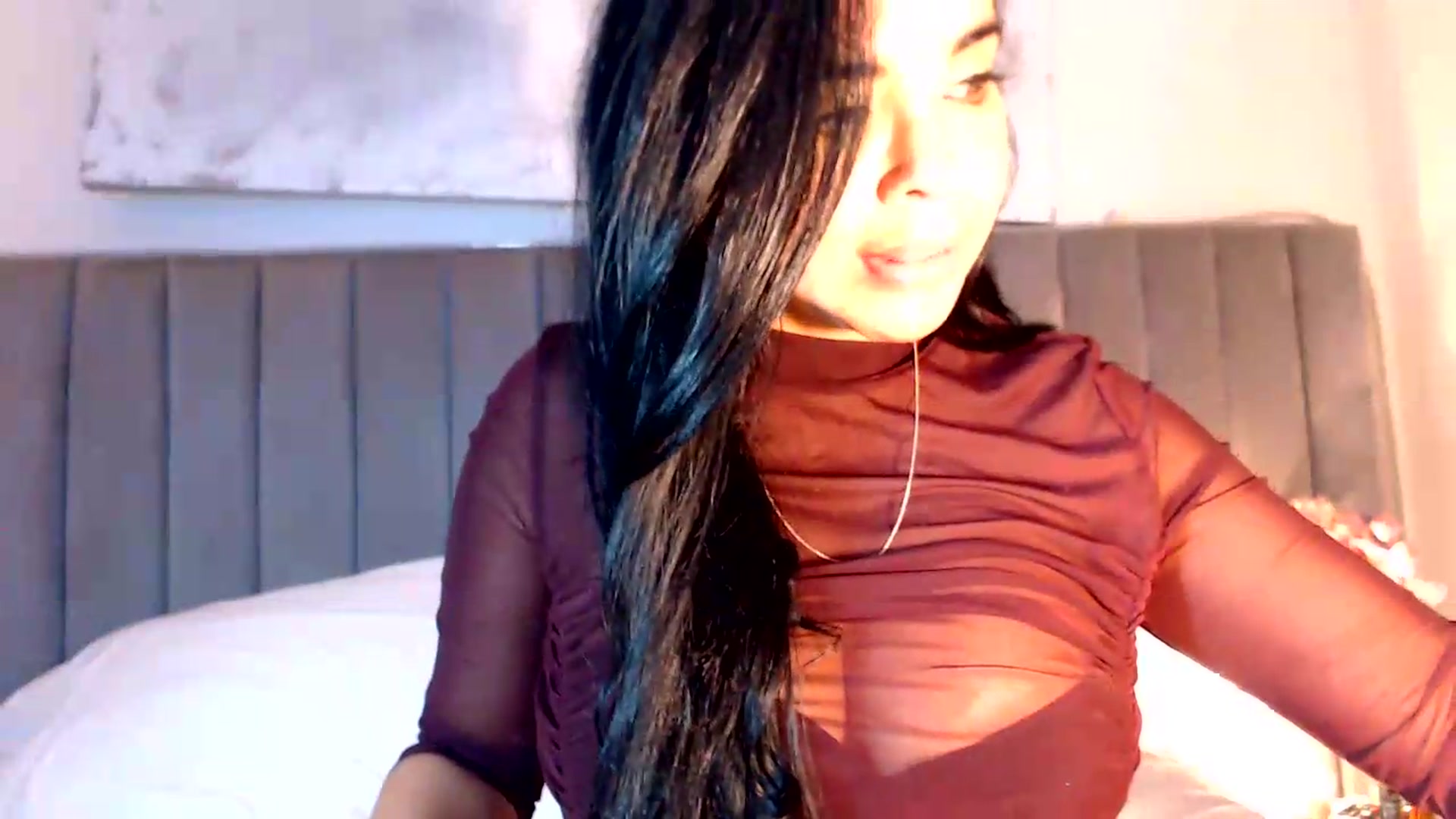 Gallery image thumbnail from SusyHernandez's myfreecams stream on, 08/07/2026, 03:40 image 14 of 20