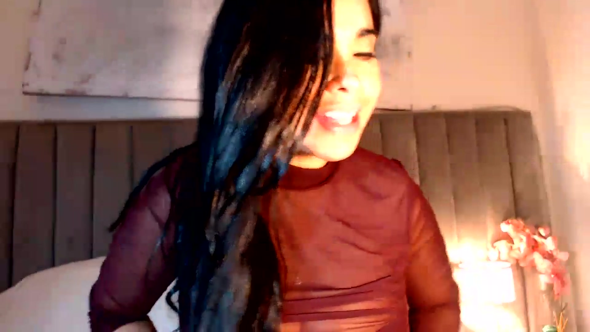 Gallery image thumbnail from SusyHernandez's myfreecams stream on, 08/07/2026, 04:38 image 4 of 20