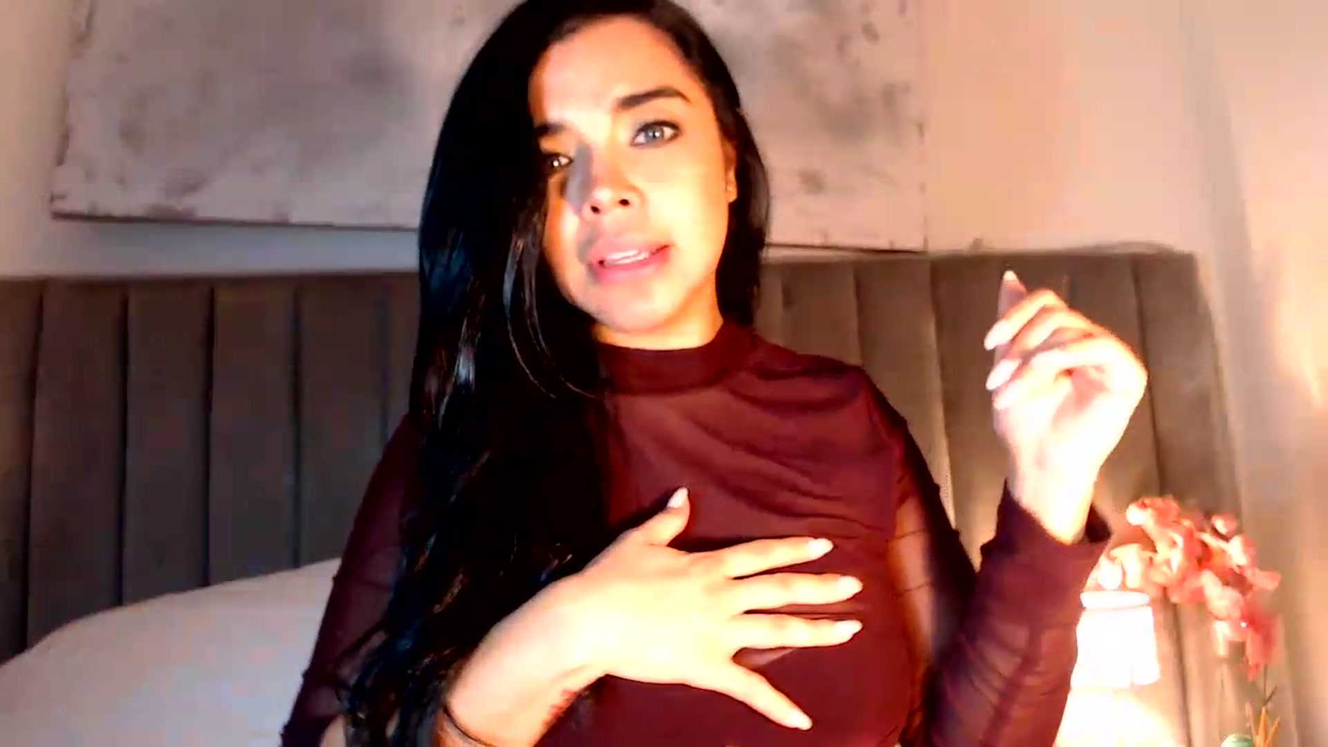 Gallery image thumbnail from SusyHernandez's myfreecams stream on, 08/07/2026, 04:38 image 5 of 20