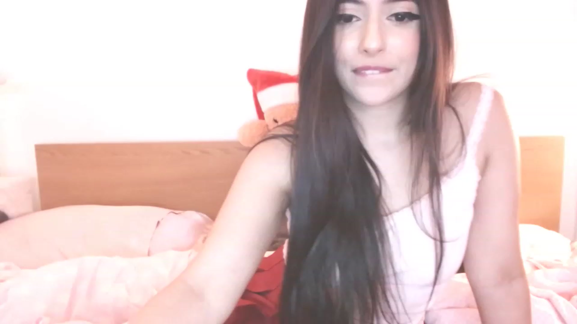 Gallery image thumbnail from SuzyFairy's myfreecams stream on, 12/21/2022, 16:37 image 5 of 20