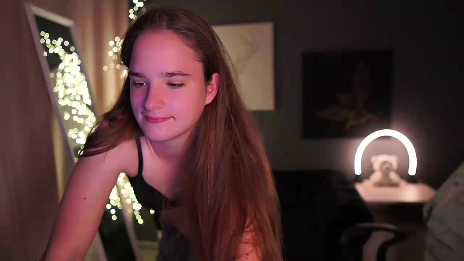 Gallery image thumbnail from Suzysky's myfreecams stream on, 06/13/2026, 17:57 image 6 of 20