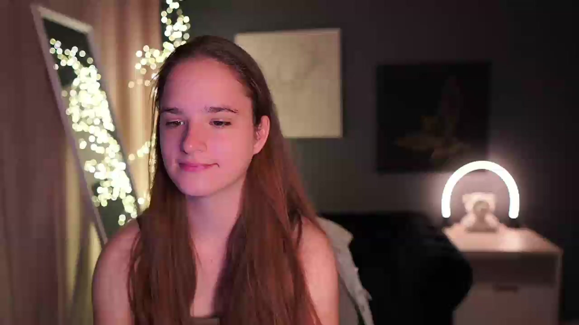 Gallery image thumbnail from Suzysky's myfreecams stream on, 06/14/2026, 10:04 image 19 of 20