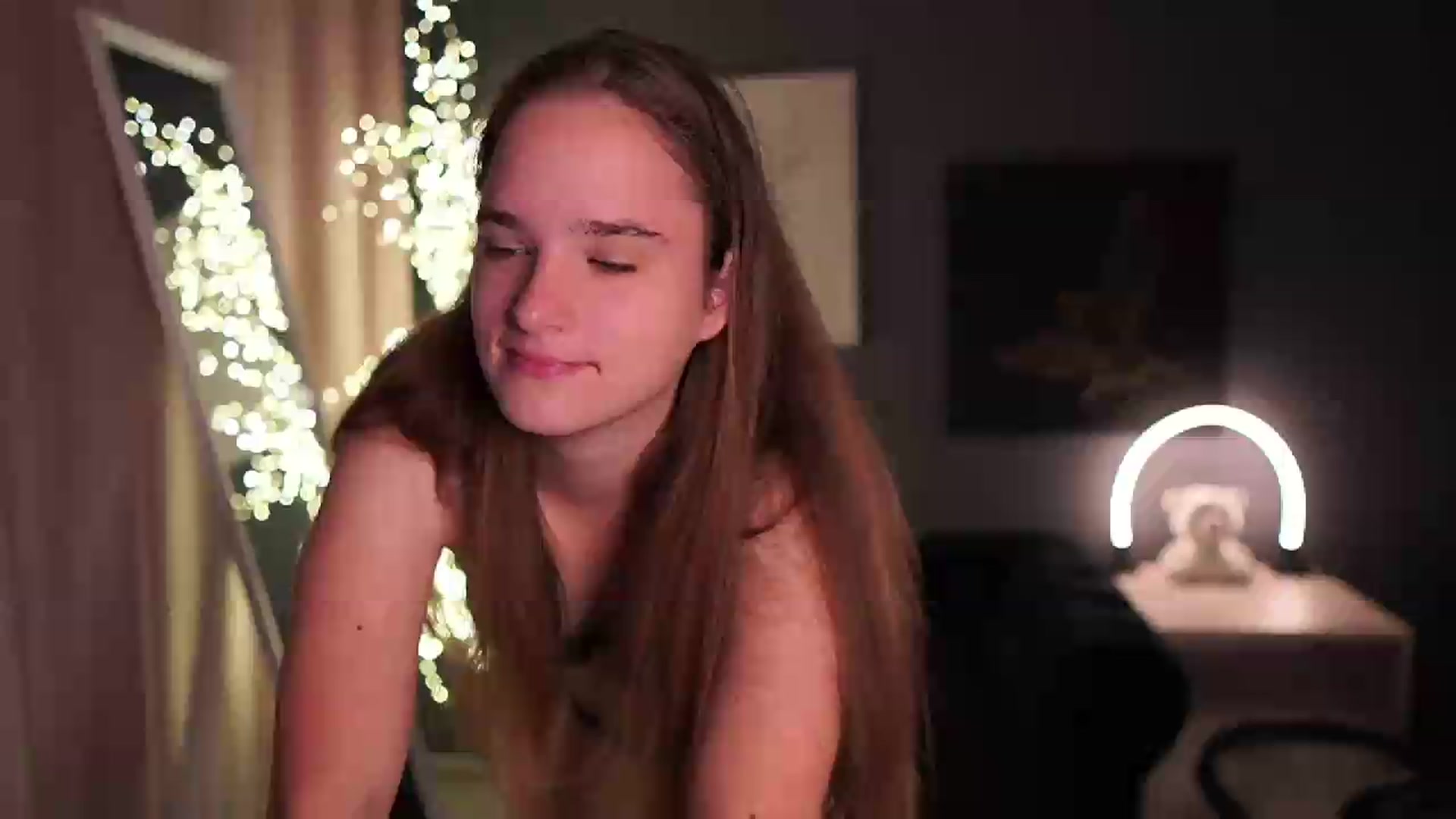 Gallery image thumbnail from Suzysky's myfreecams stream on, 06/14/2026, 10:04 image 1 of 20