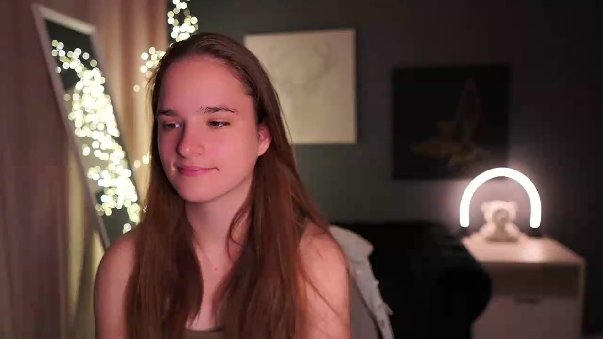 Gallery image thumbnail from Suzysky's myfreecams stream on, 06/14/2026, 10:04 image 18 of 20