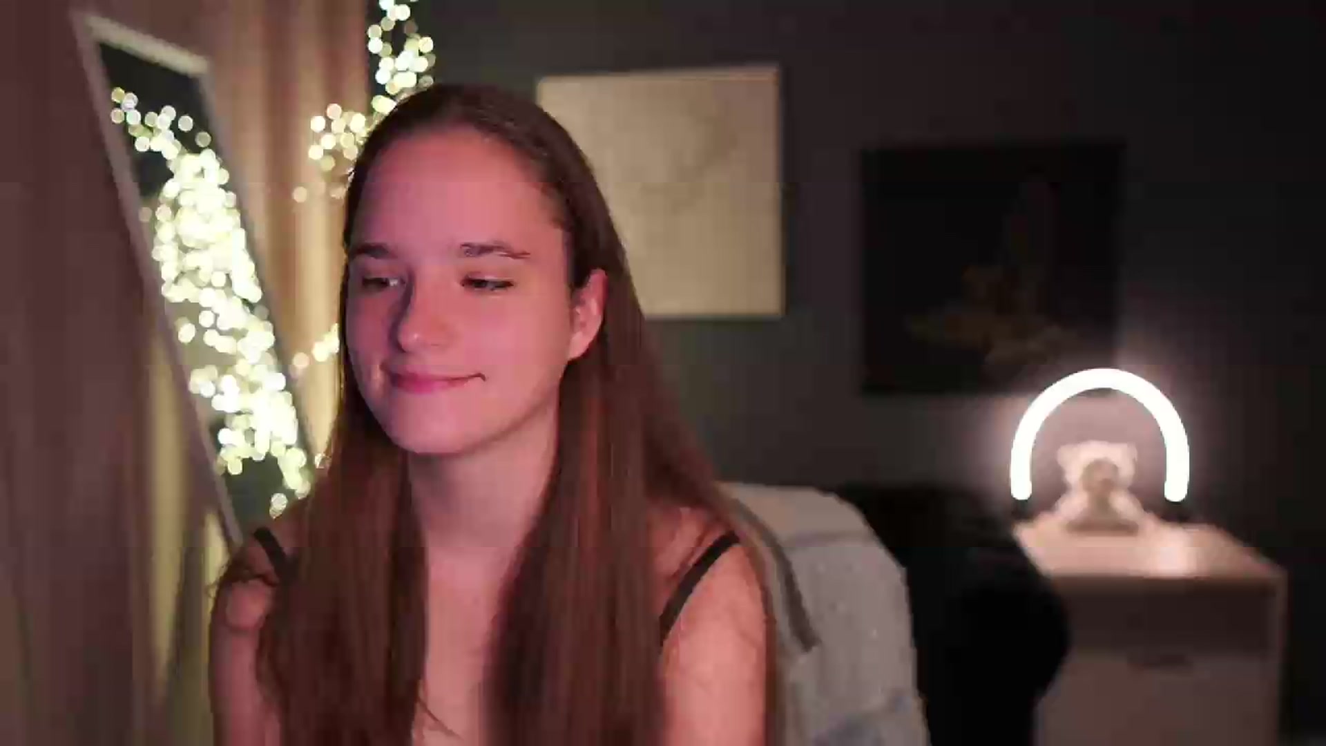 Gallery image thumbnail from Suzysky's myfreecams stream on, 06/14/2026, 13:02 image 16 of 20