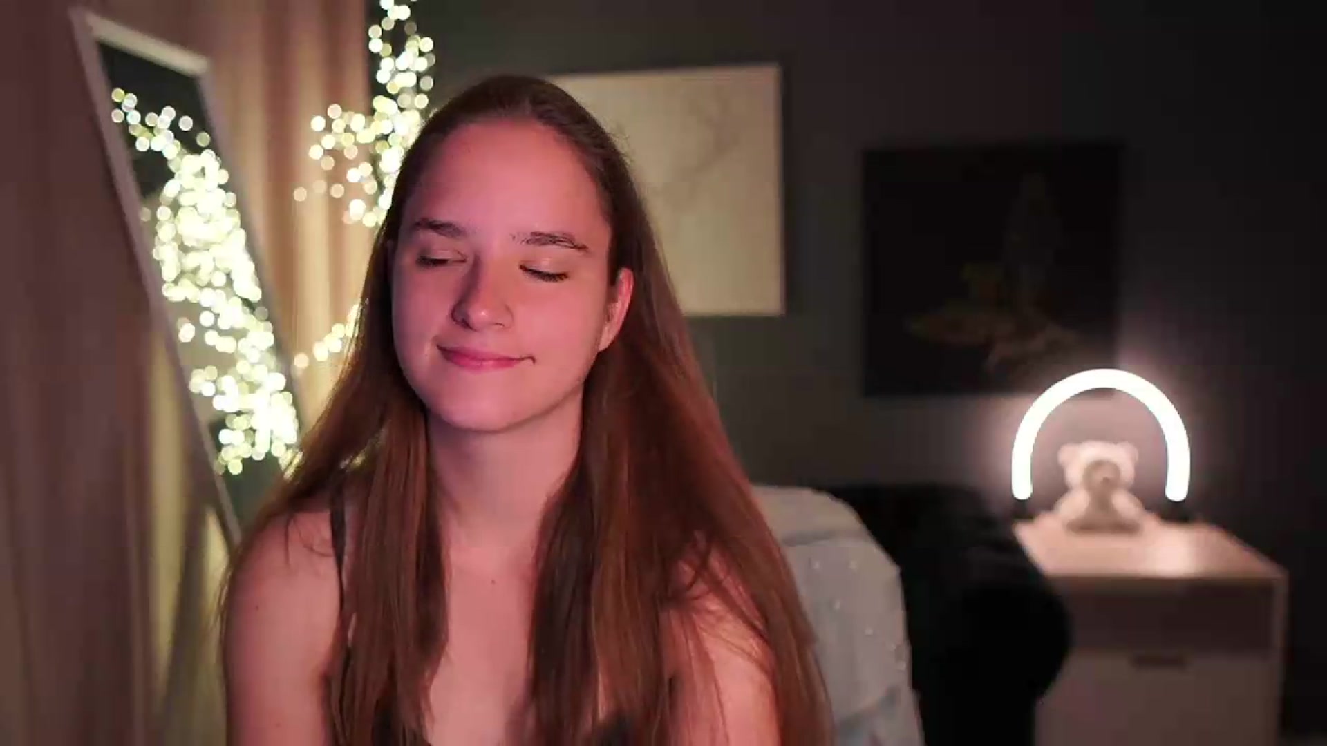 Gallery image thumbnail from Suzysky's myfreecams stream on, 06/14/2026, 13:02 image 9 of 20
