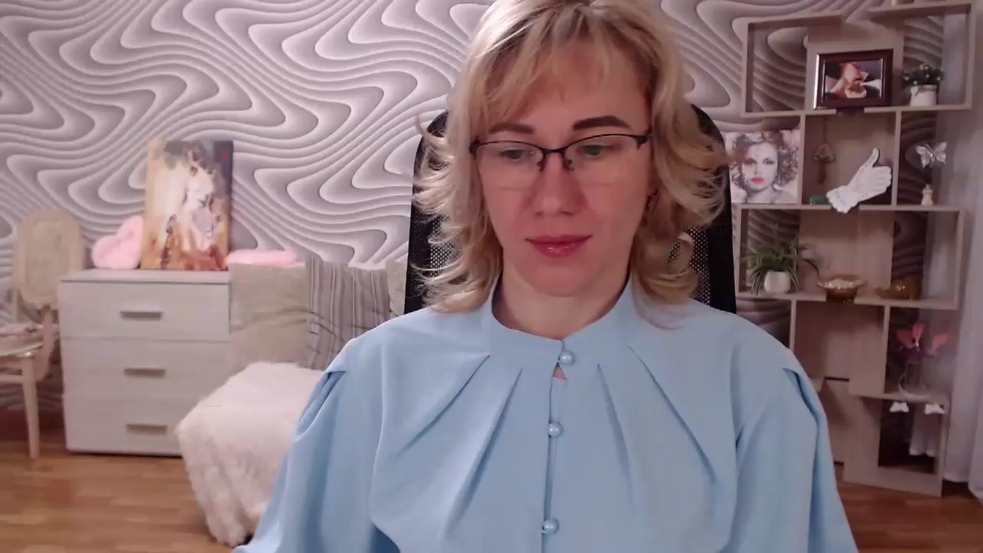 Gallery image thumbnail from SvenIsolde's myfreecams stream on, 04/21/2023, 18:31 image 16 of 20