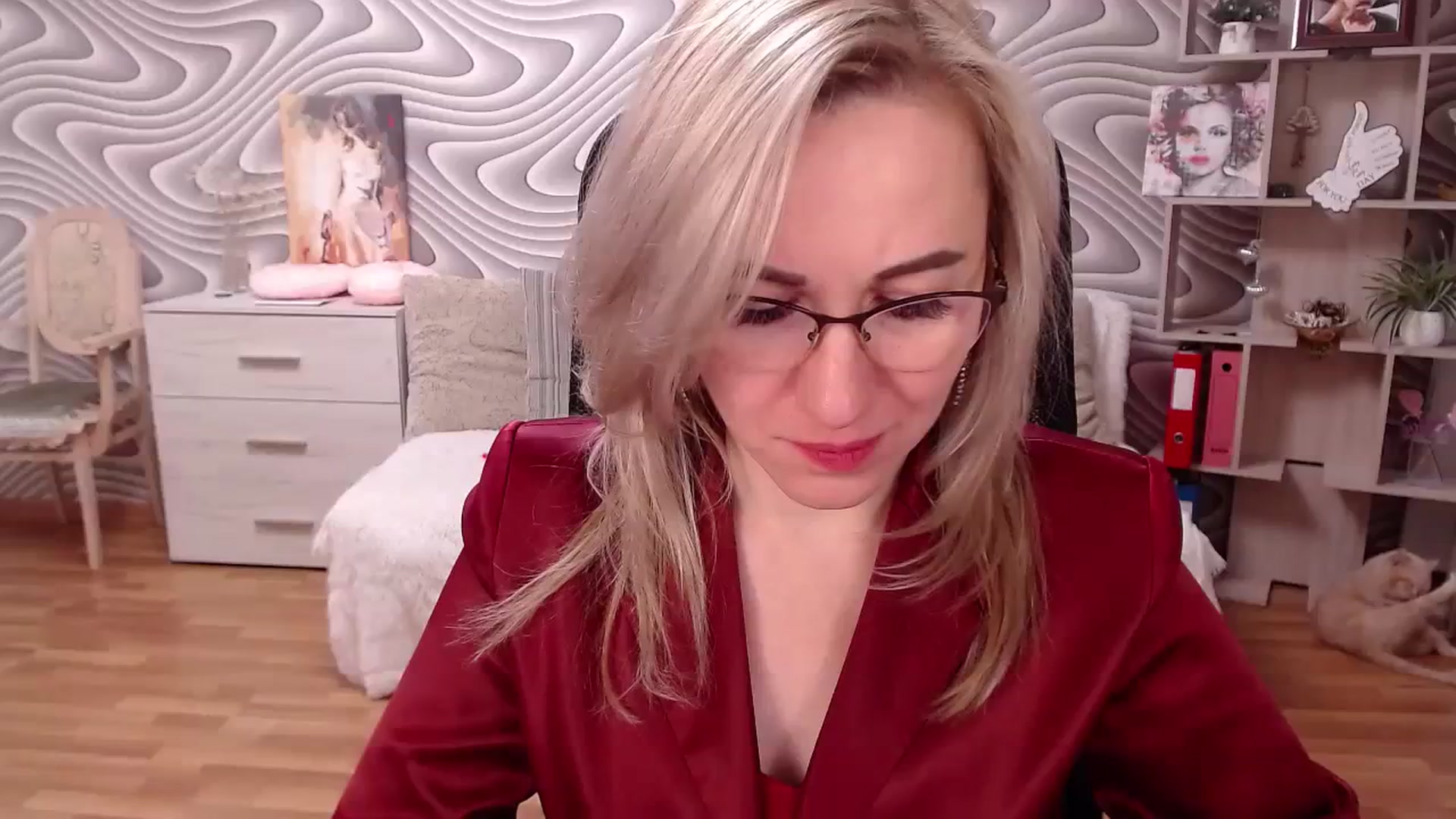 Gallery image thumbnail from SvenIsolde's myfreecams stream on, 12/25/2023, 18:45 image 11 of 20