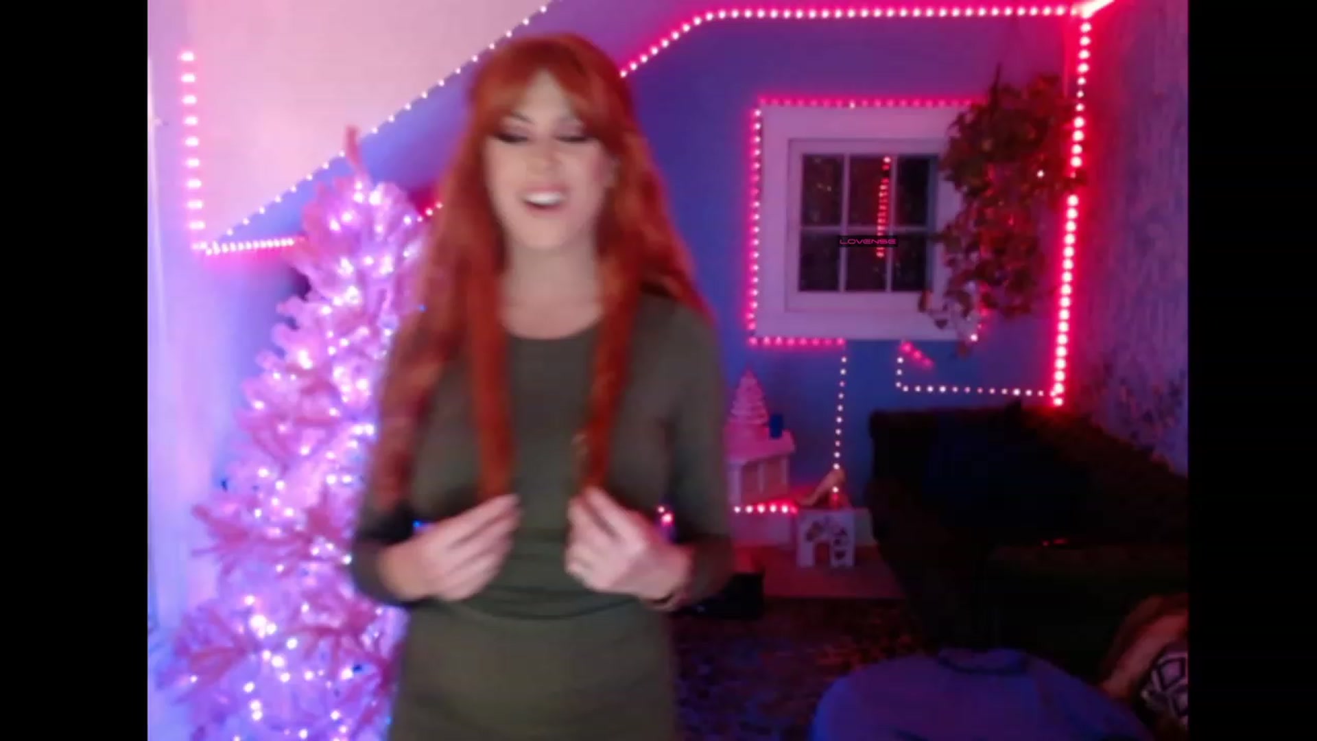 Gallery image thumbnail from SvetlanaSnow's myfreecams stream on, 01/18/2023, 07:15 image 5 of 20