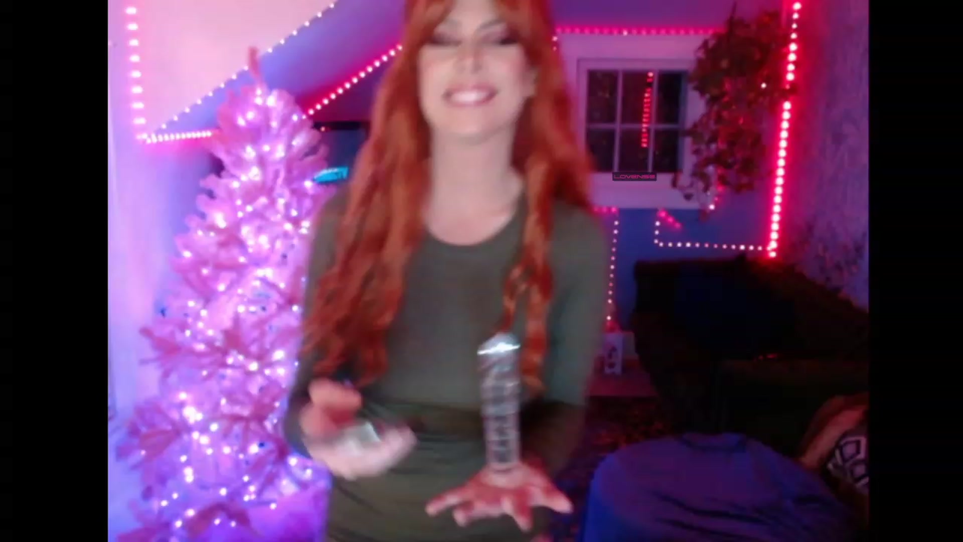 Gallery image thumbnail from SvetlanaSnow's myfreecams stream on, 01/18/2023, 07:15 image 15 of 20