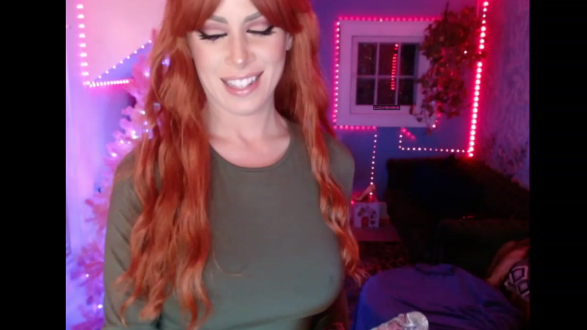 Gallery image thumbnail from SvetlanaSnow's myfreecams stream on, 01/18/2023, 07:15 image 14 of 20