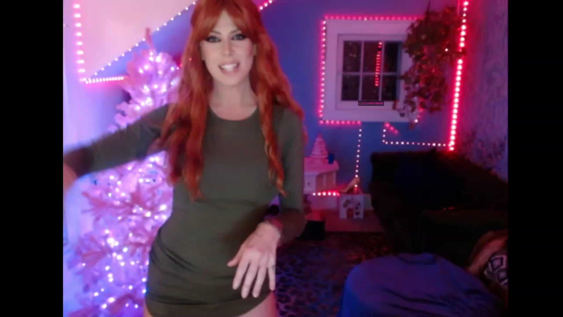 Gallery image thumbnail from SvetlanaSnow's myfreecams stream on, 01/18/2023, 07:15 image 6 of 20