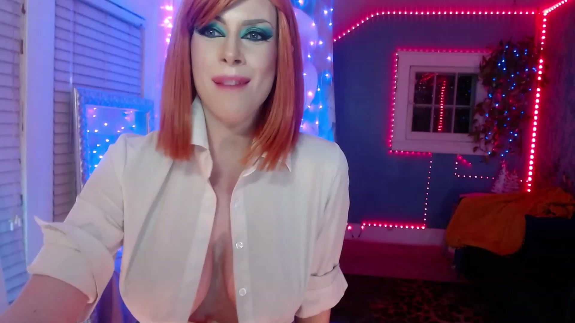 Gallery image thumbnail from SvetlanaSnow's myfreecams stream on, 03/15/2023, 07:09 image 8 of 20