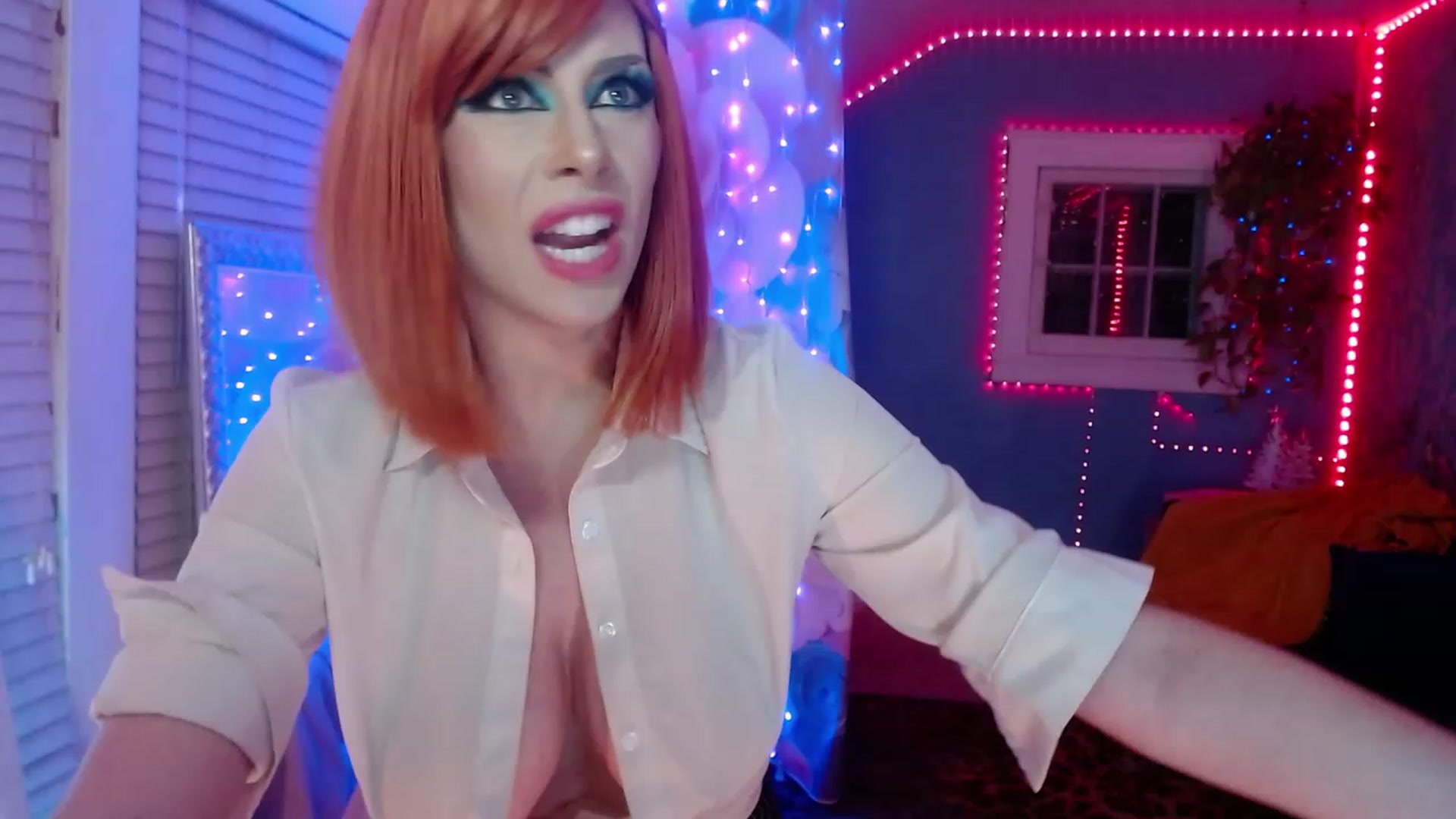 Gallery image thumbnail from SvetlanaSnow's myfreecams stream on, 03/15/2023, 07:09 image 16 of 20