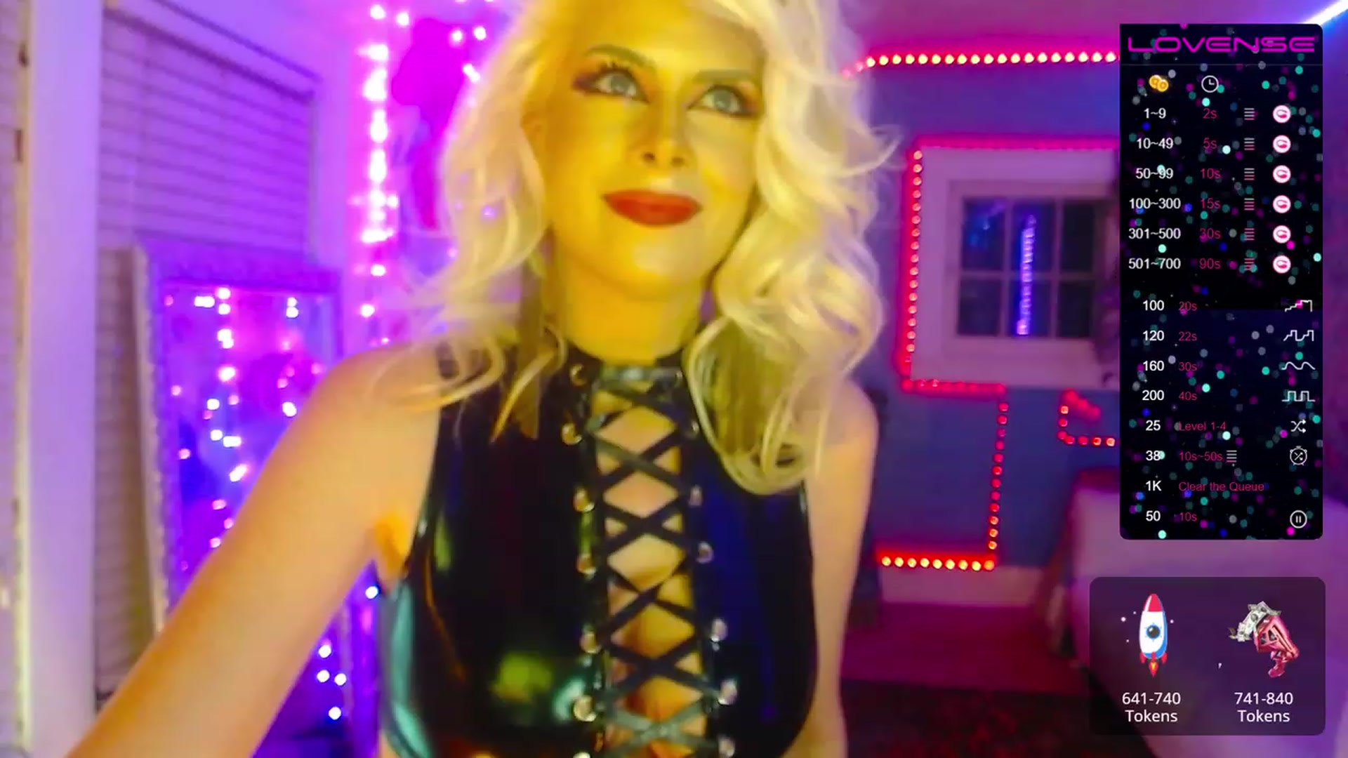 Gallery image thumbnail from SvetlanaSnow's myfreecams stream on, 04/09/2023, 07:29 image 3 of 20