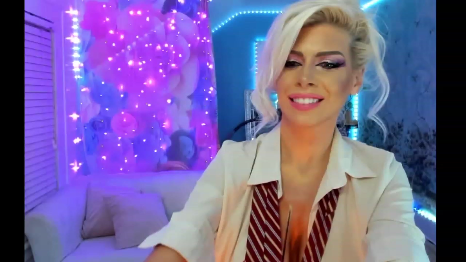 Gallery image thumbnail from SvetlanaSnow's myfreecams stream on, 07/03/2023, 07:14 image 18 of 20