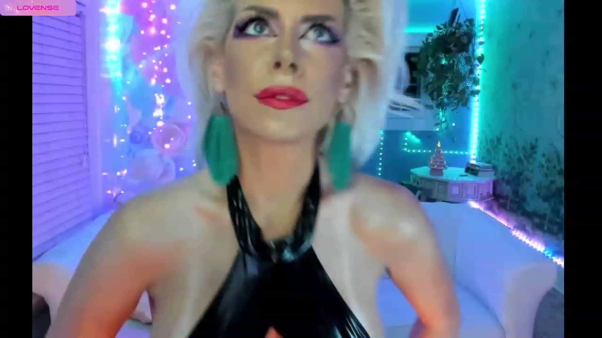 Gallery image thumbnail from SvetlanaSnow's myfreecams stream on, 08/20/2023, 06:13 image 16 of 20