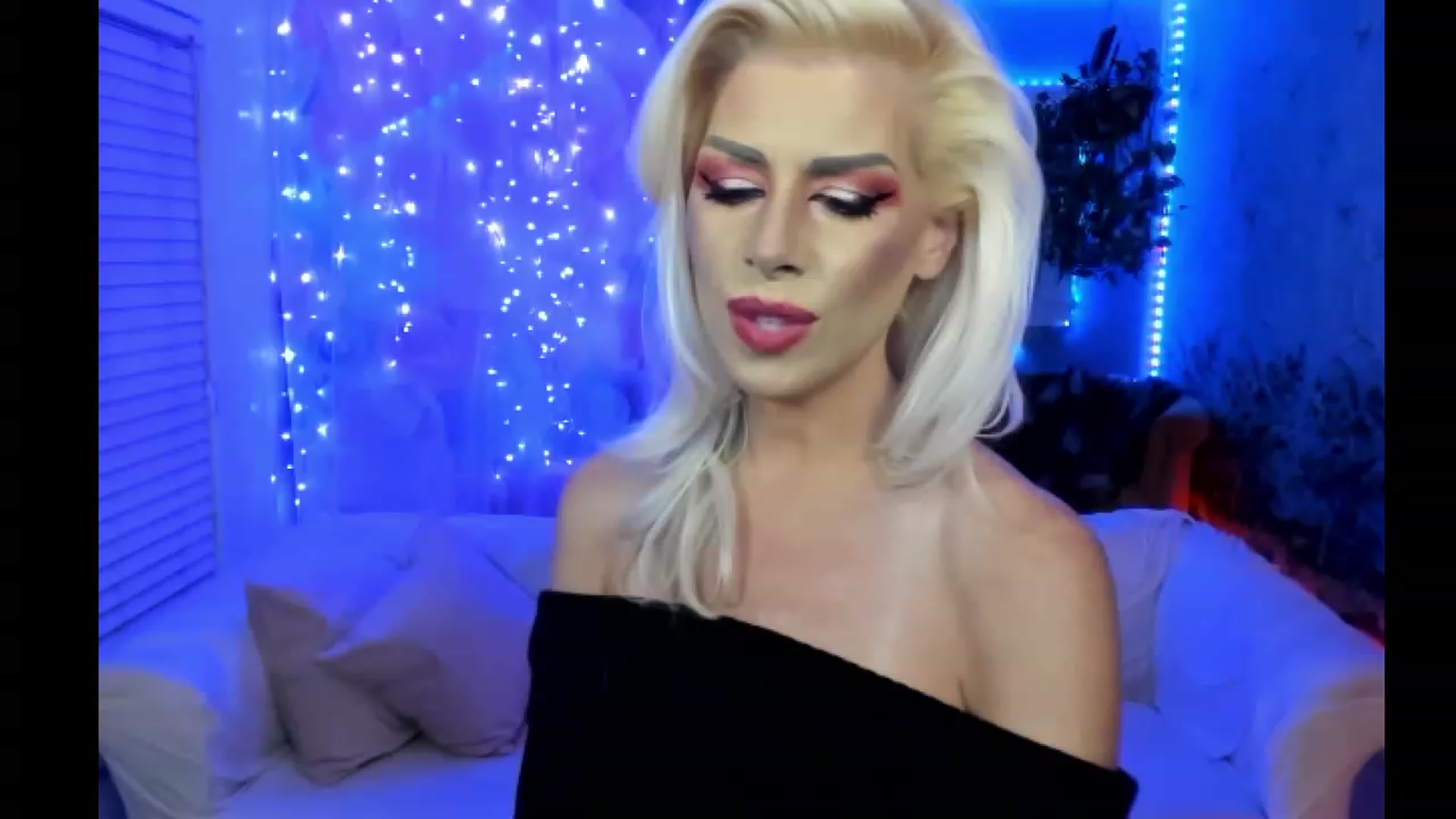 Gallery image thumbnail from SvetlanaSnow's myfreecams stream on, 09/28/2023, 07:32 image 17 of 20