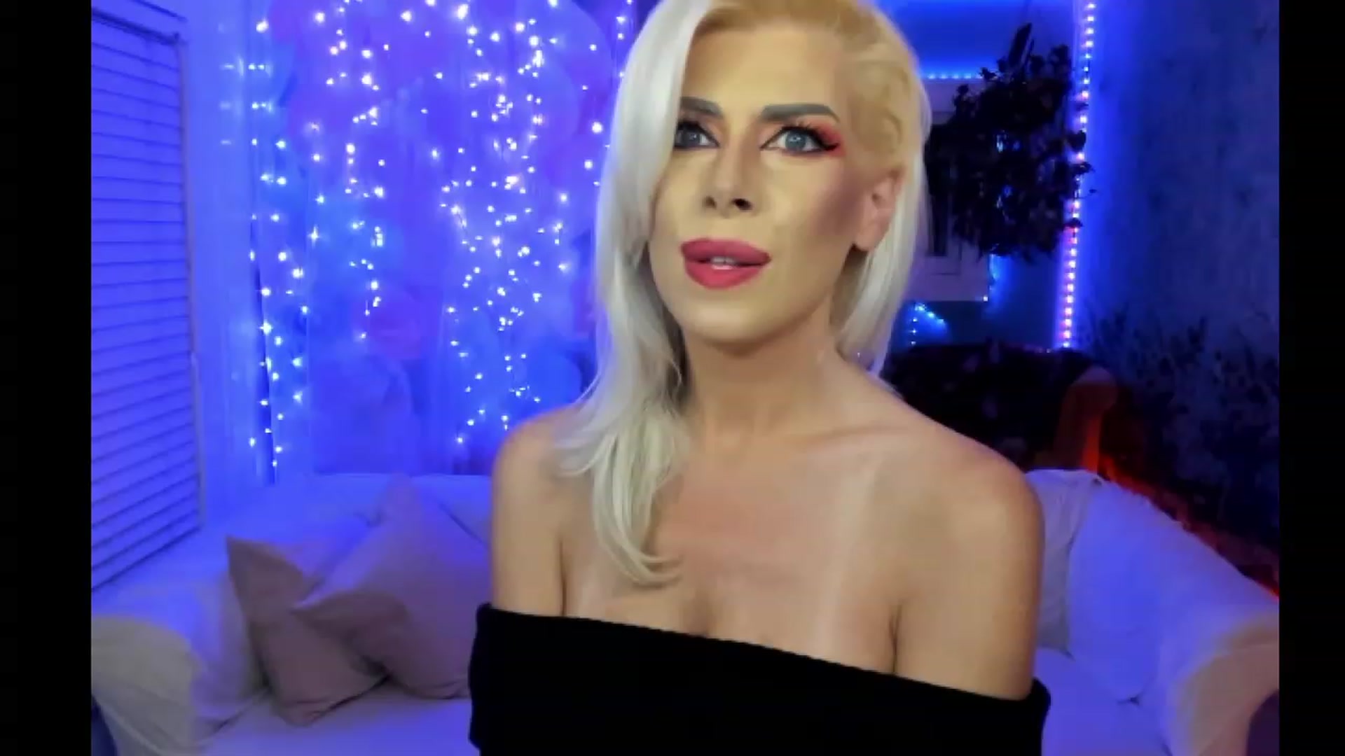 Gallery image thumbnail from SvetlanaSnow's myfreecams stream on, 09/28/2023, 07:32 image 19 of 20