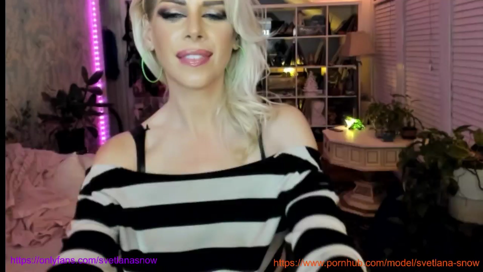 Gallery image thumbnail from SvetlanaSnow's myfreecams stream on, 04/30/2024, 06:49 image 3 of 20