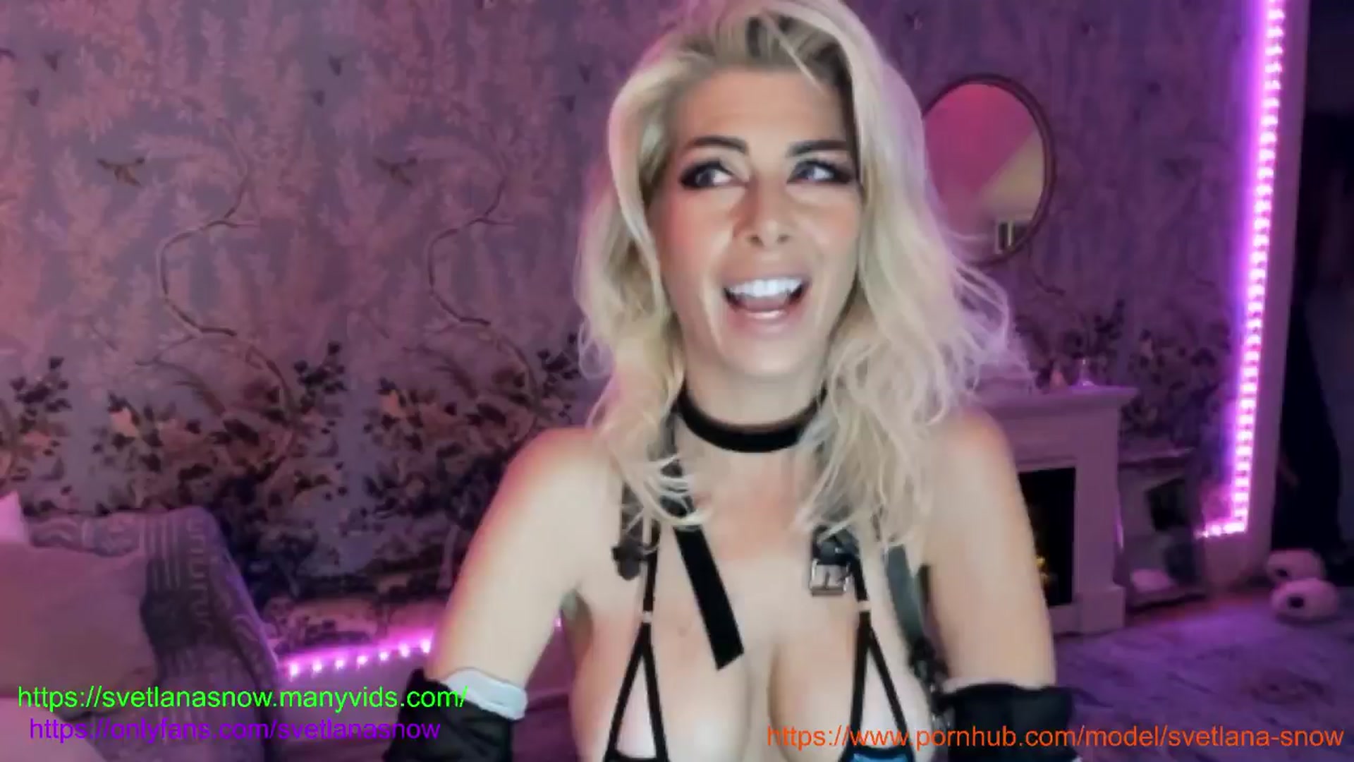 Gallery image thumbnail from SvetlanaSnow's myfreecams stream on, 11/16/2024, 08:57 image 18 of 20