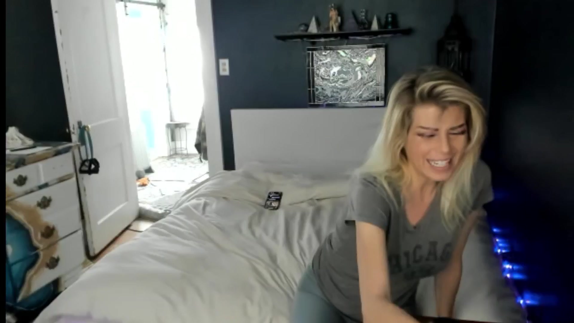 Gallery image thumbnail from SvetlanaSnow's myfreecams stream on, 02/15/2025, 17:55 image 14 of 20