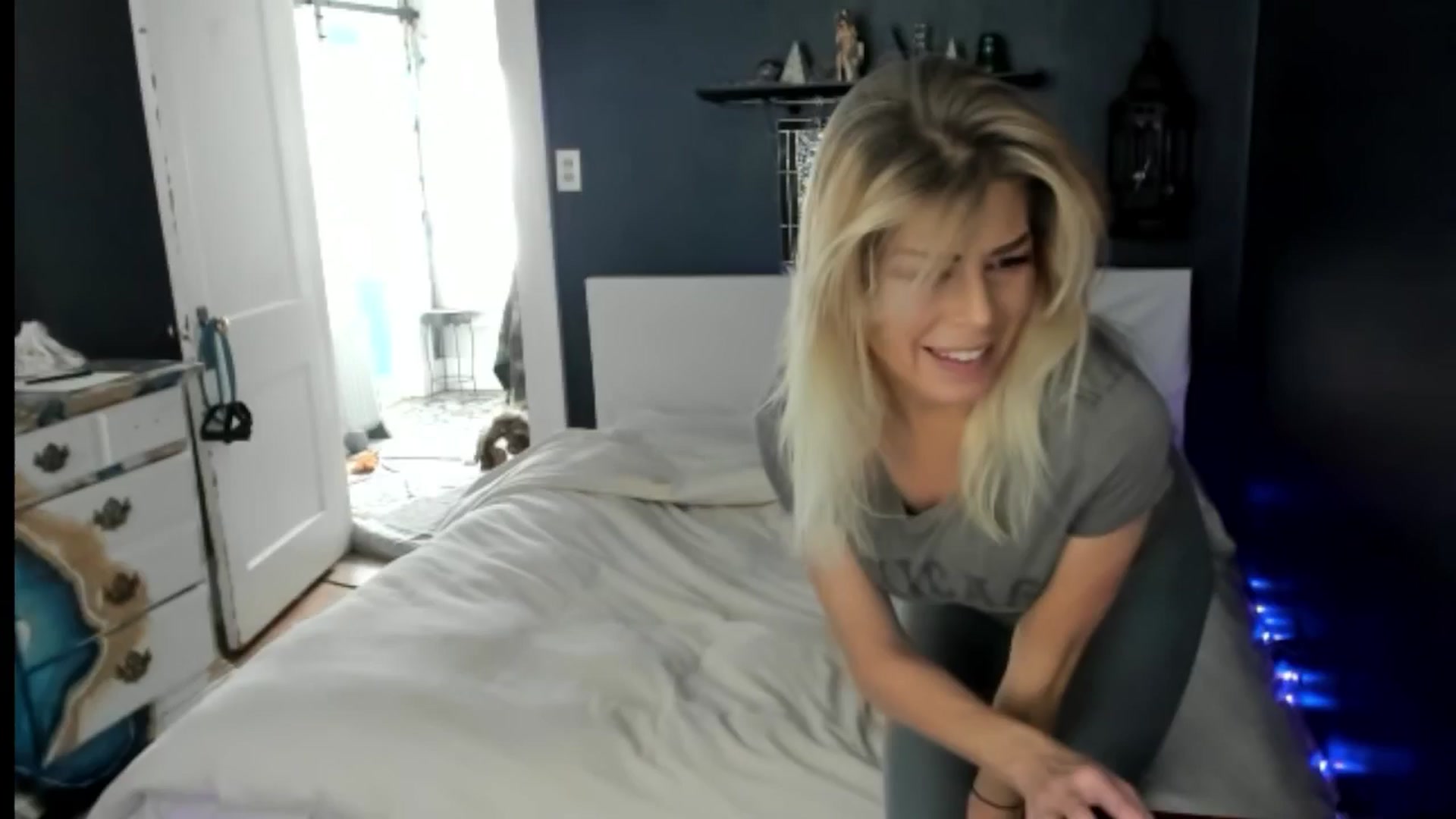 Gallery image thumbnail from SvetlanaSnow's myfreecams stream on, 02/15/2025, 17:55 image 5 of 20