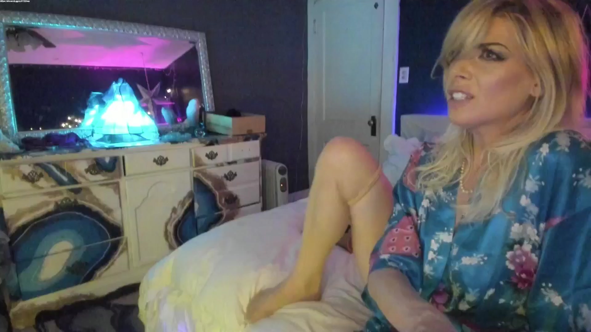 Gallery image thumbnail from SvetlanaSnow's myfreecams stream on, 03/29/2025, 08:03 image 9 of 20
