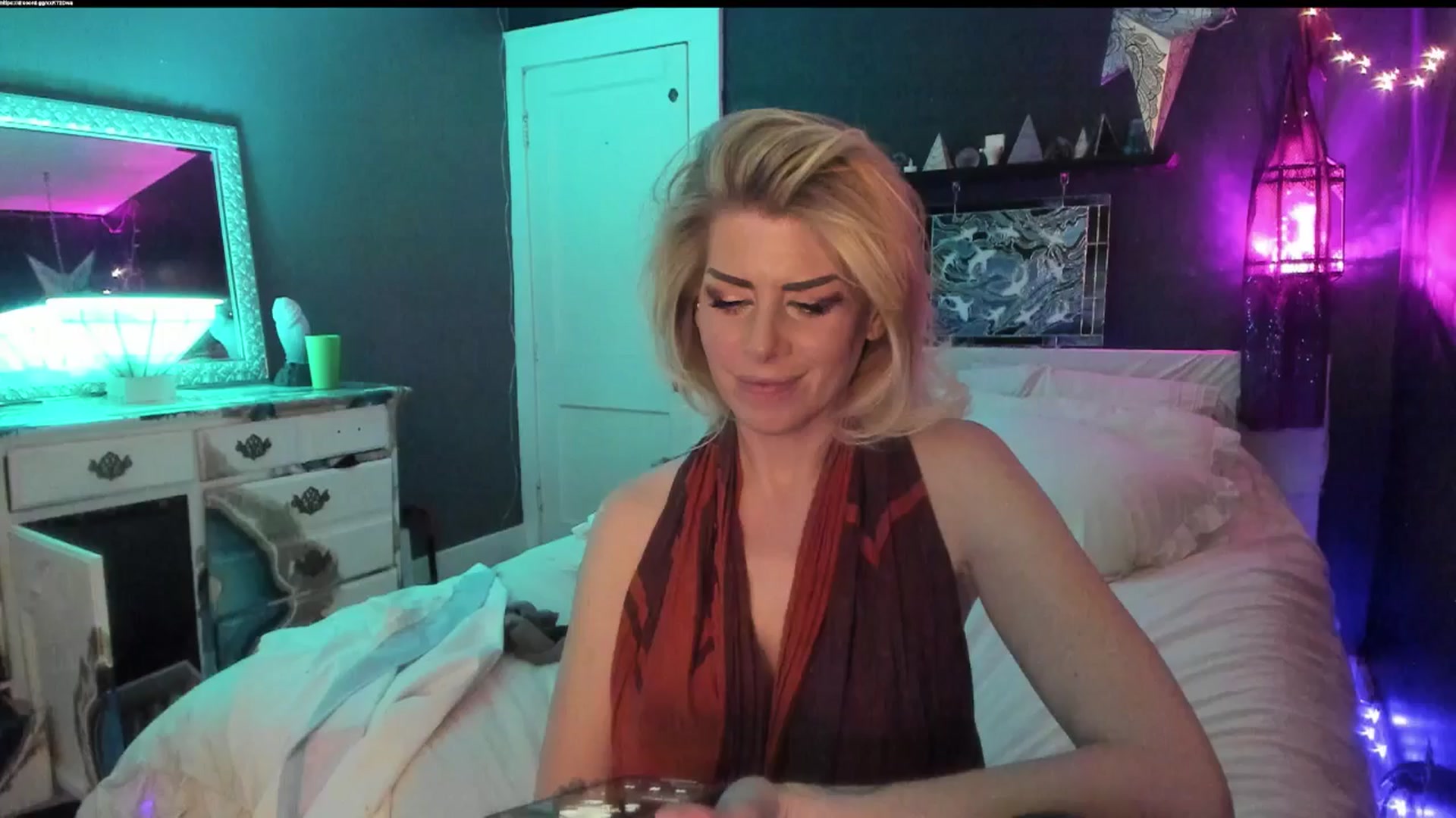 Gallery image thumbnail from SvetlanaSnow's myfreecams stream on, 04/01/2025, 08:23 image 16 of 20